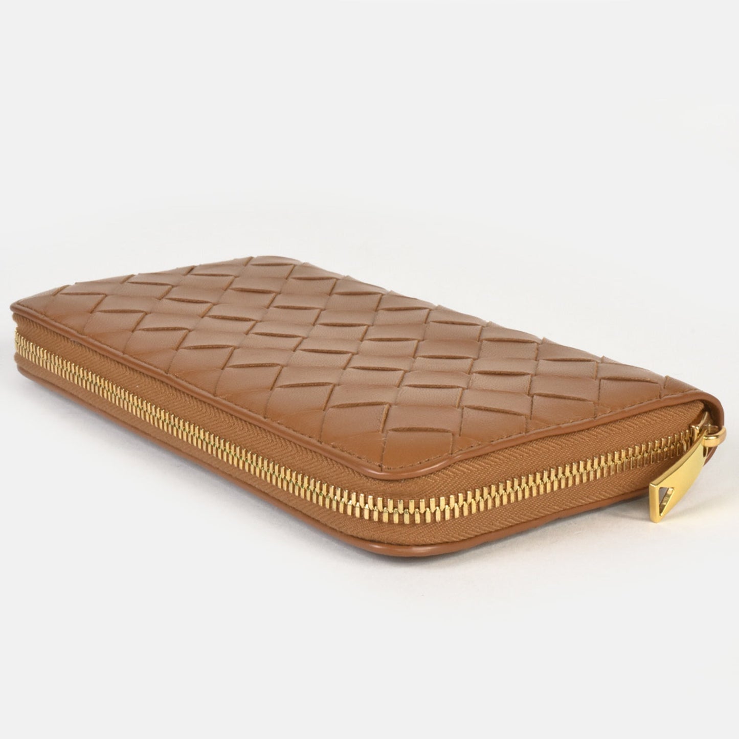 Luxury Bottega Veneta Intrecciato  Leather Long Wallet (Bi-Fold) ()