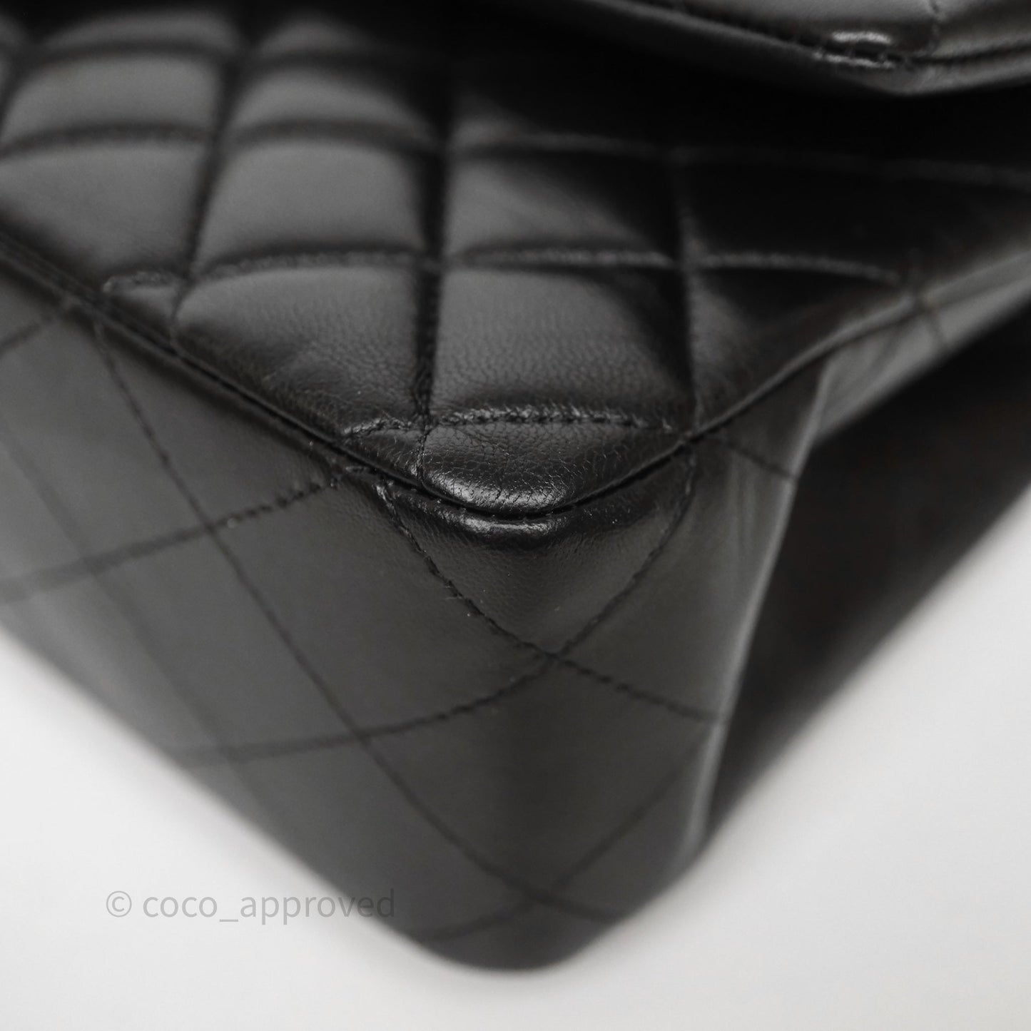 Chanel Classic M/L Medium Flap Quilted Black Lambskin Gold Hardware