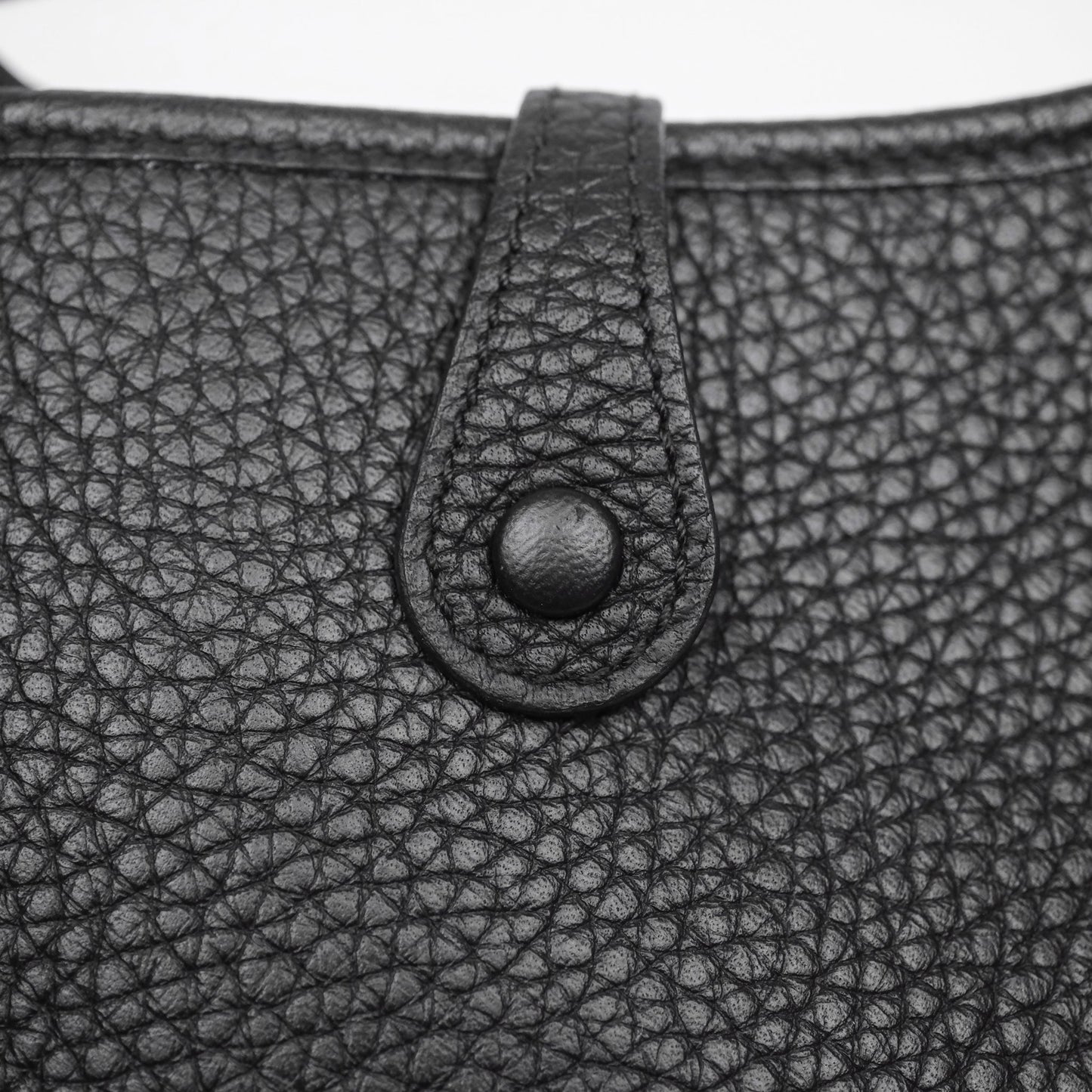 Hermès Mini Evelyne 16 Noir 89 Clemence Palladium Hardware