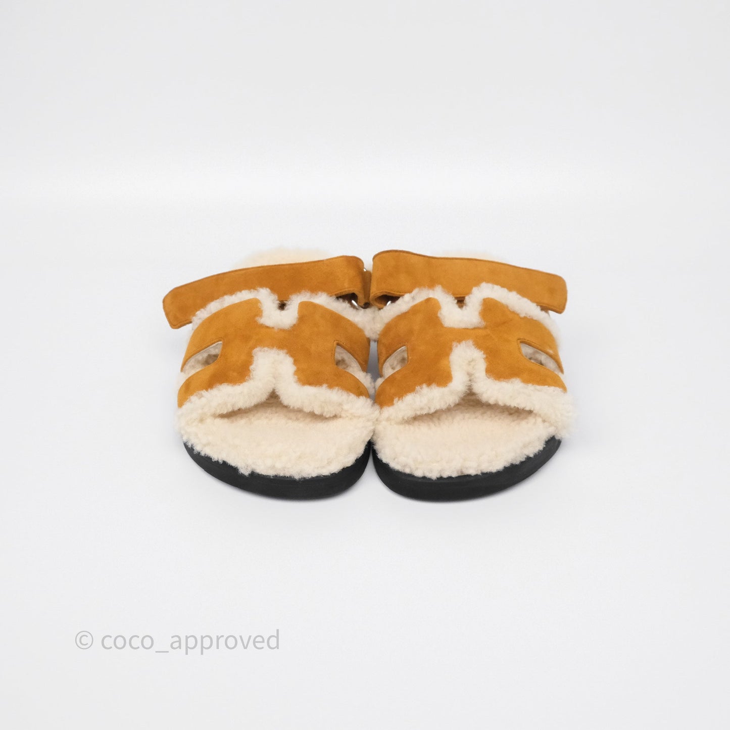 Hermès Chypre Sandal Shearling Beige Kraft / Ecru Goatskin Size 37