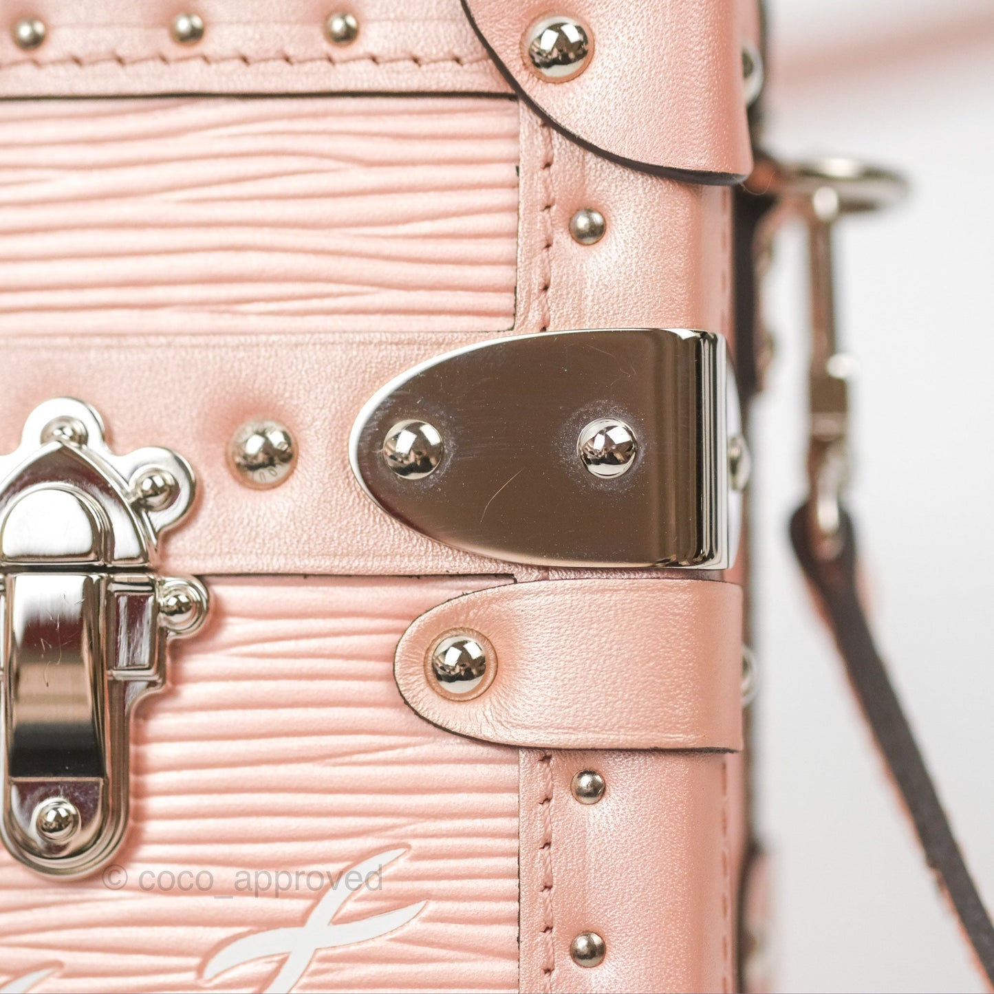 Louis Vuitton Petite Malle Rose Epi