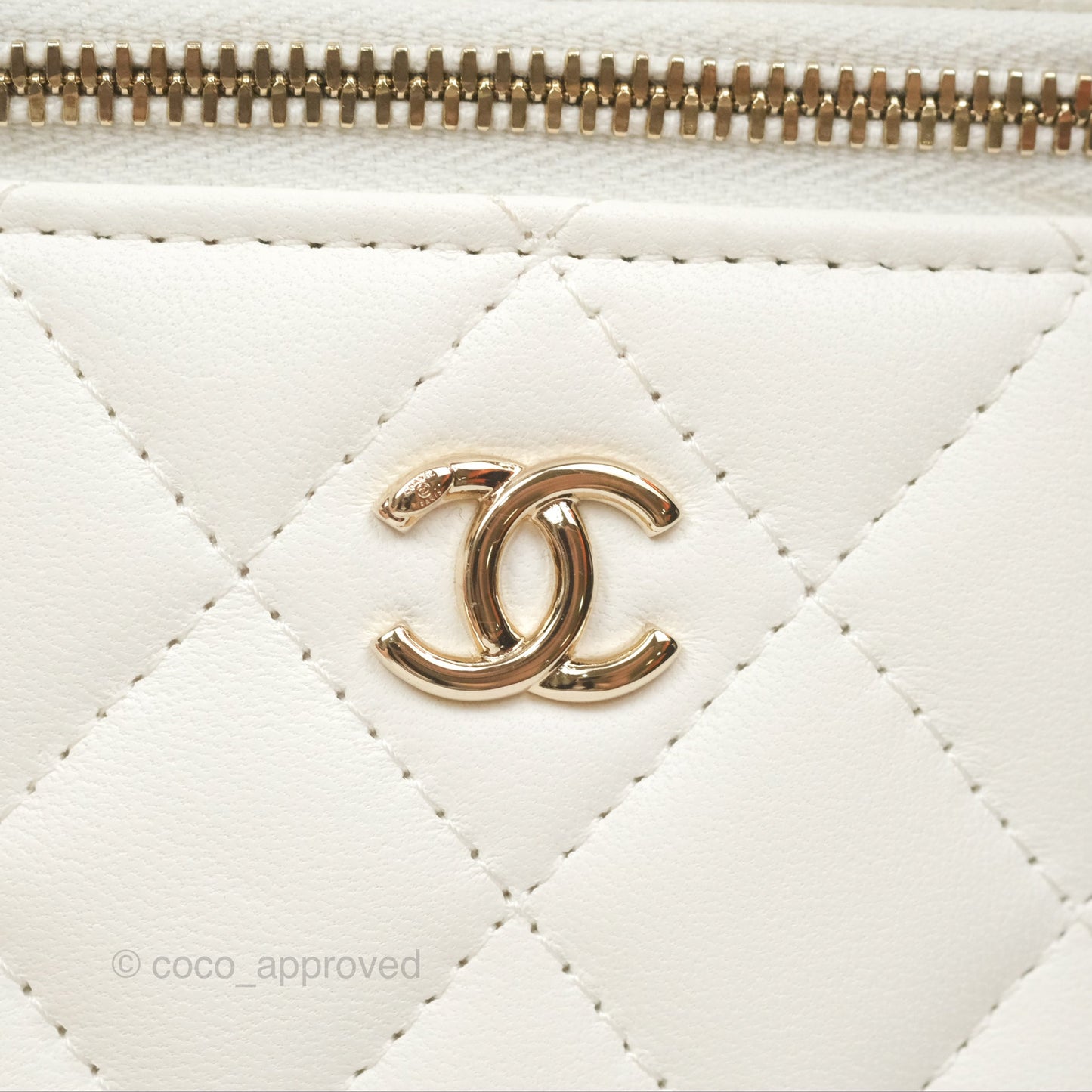 Chanel Mini Ball Crush Vanity With Chain White Lambskin Gold Hardware