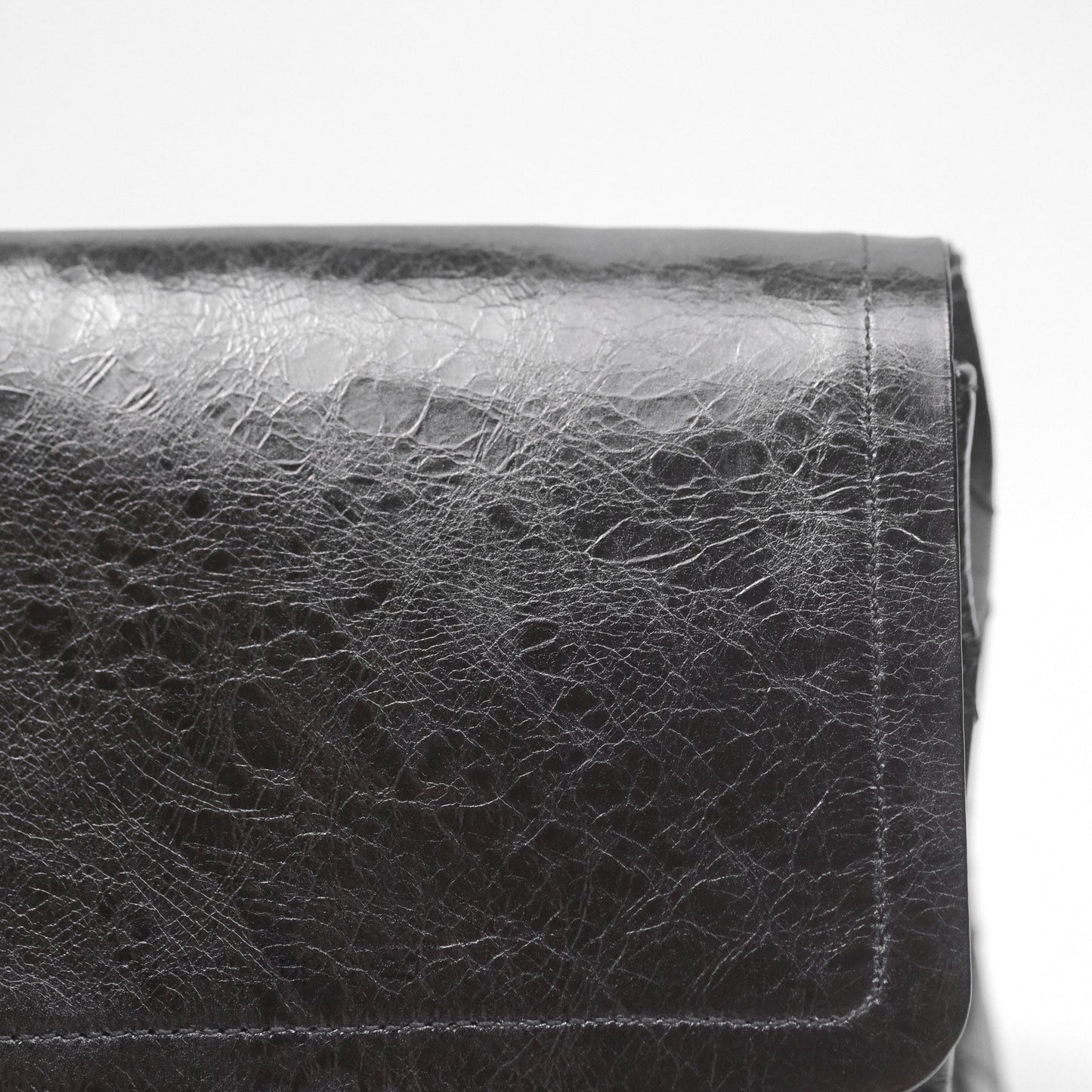 Chanel 228 Reissue Flap Quilted Black Crumpled Calfskin Ruthenium Hardware