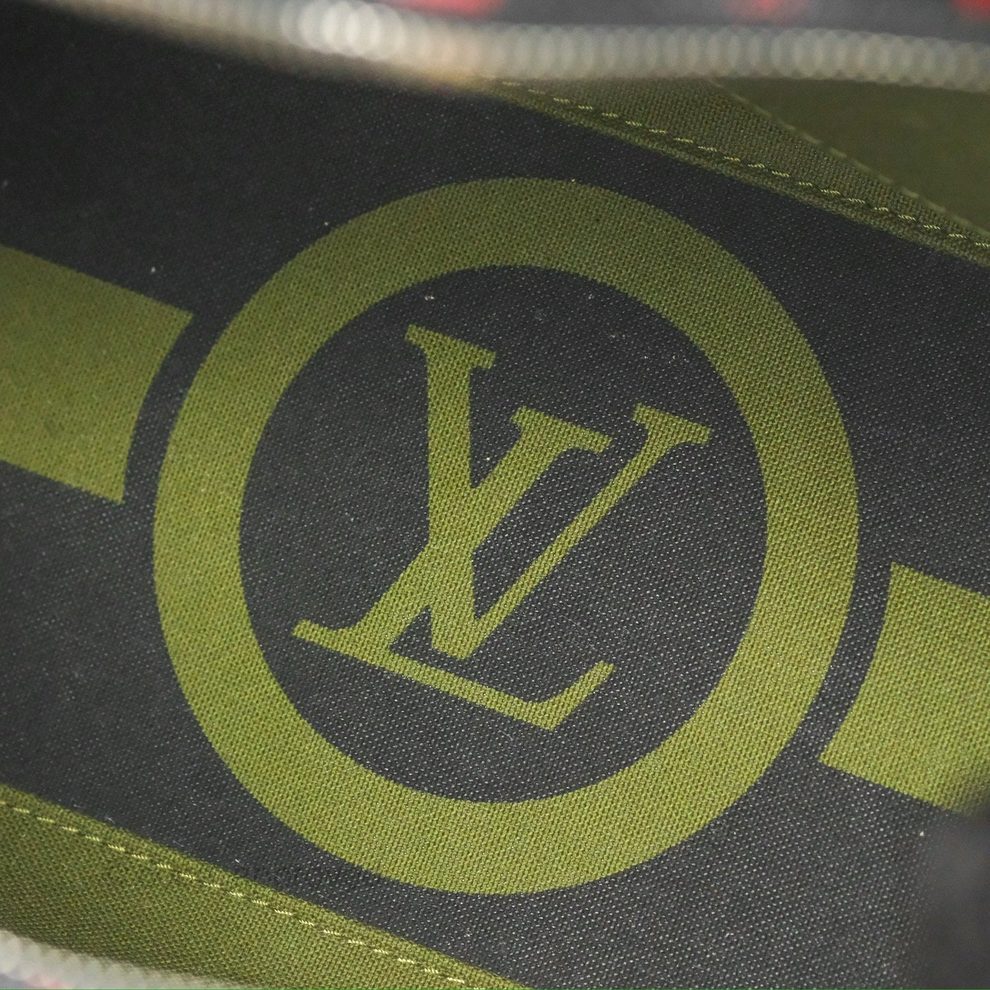 Louis Vuitton Dora Soft MM Monogram Infrarouge