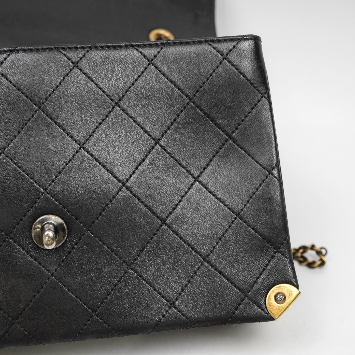 Chanel Quilted Flap Bag Black Calfskin Aged Gold Hardware