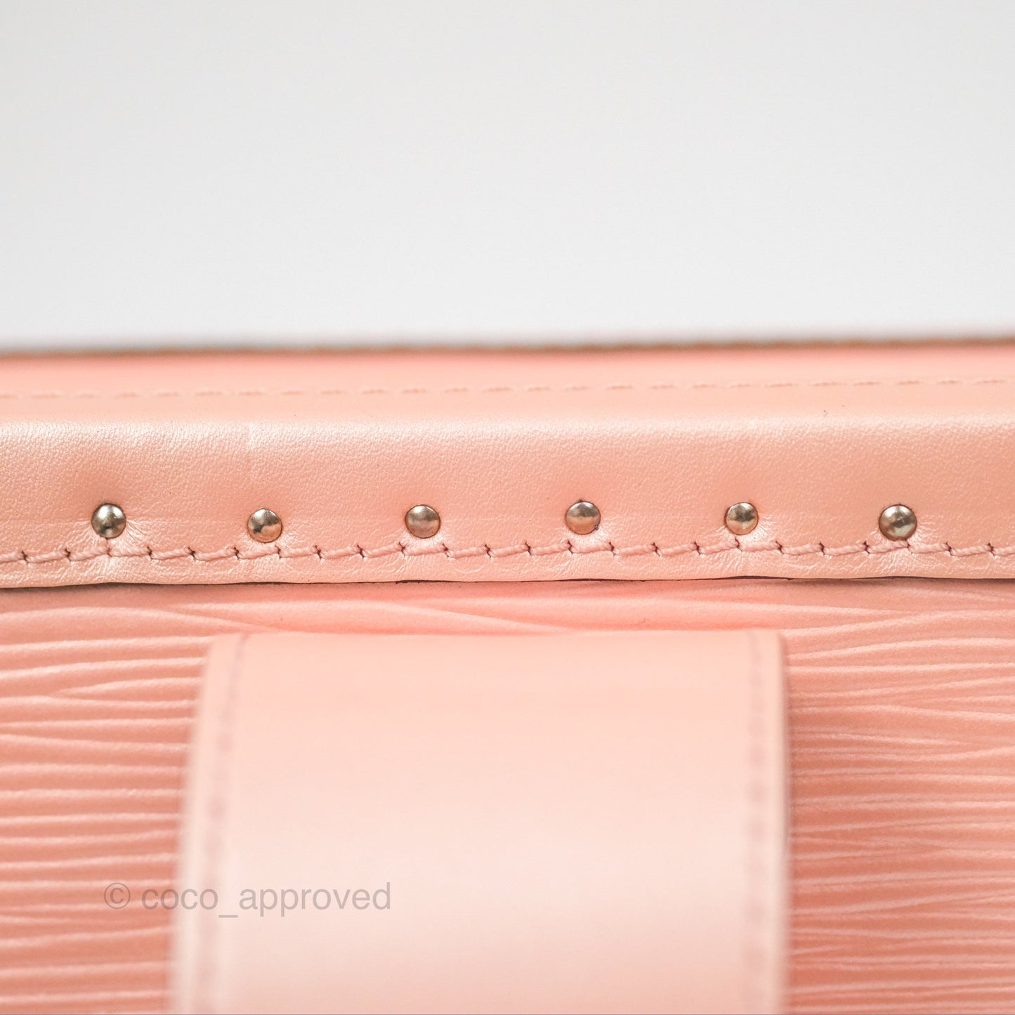 Louis Vuitton Petite Malle Rose Epi