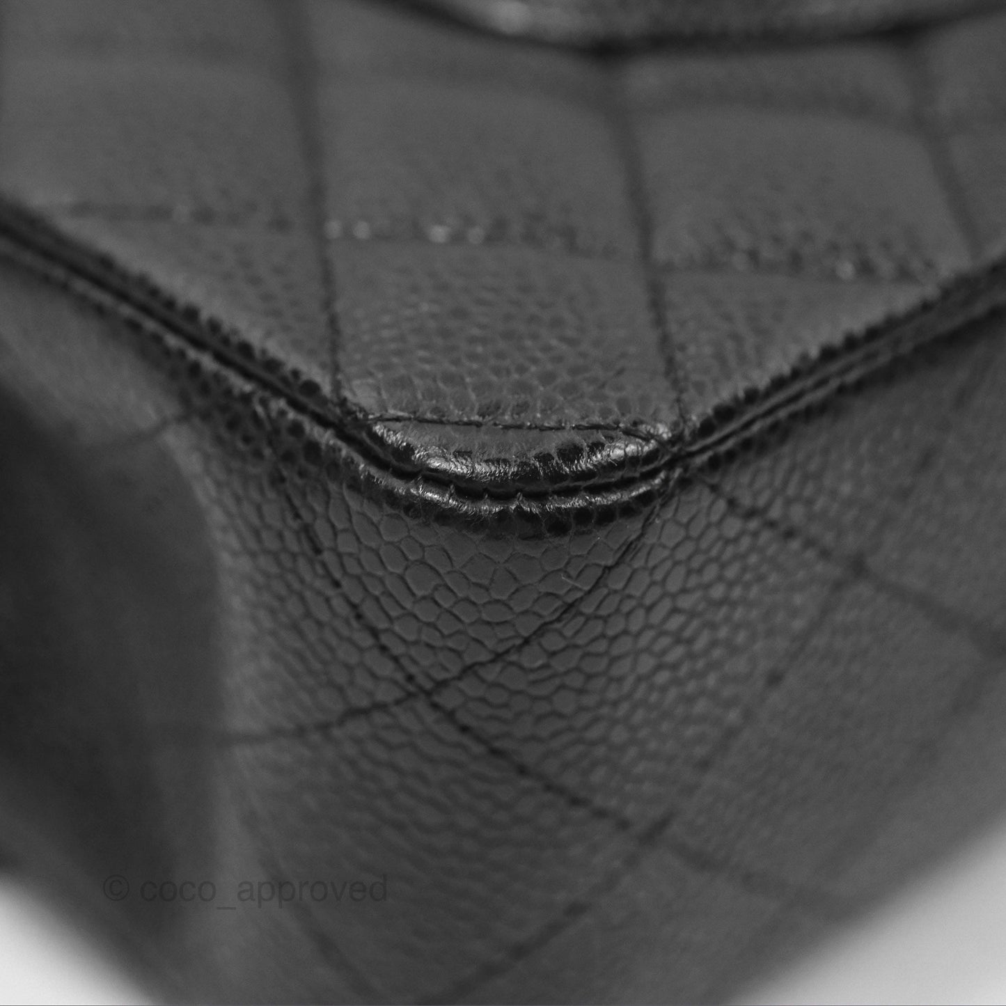 Chanel Classic M/L Medium Flap Quilted Black Caviar Gold Hardware