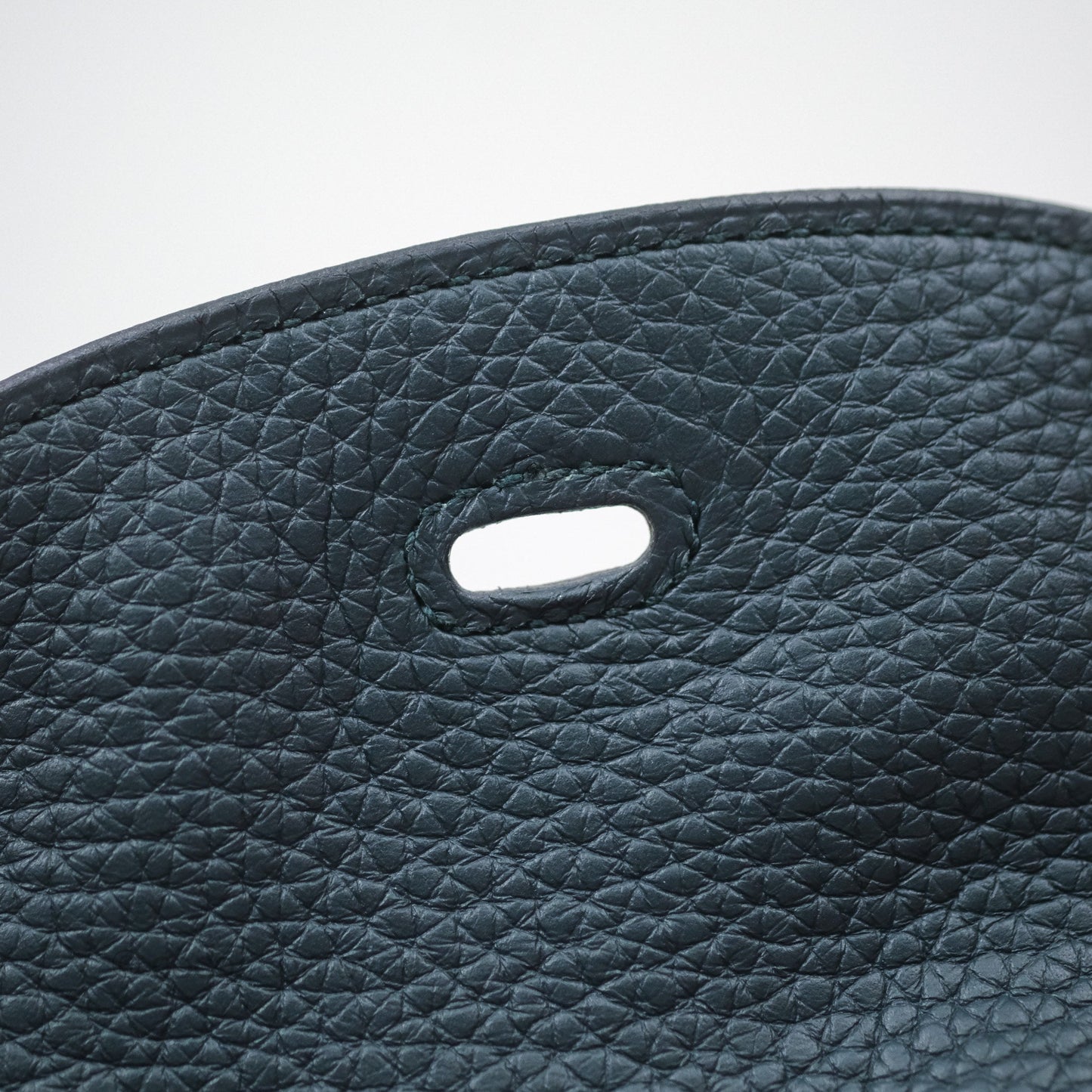 Hermès Lindy 26 Vert Cypress 6O Clemence Gold Hardware