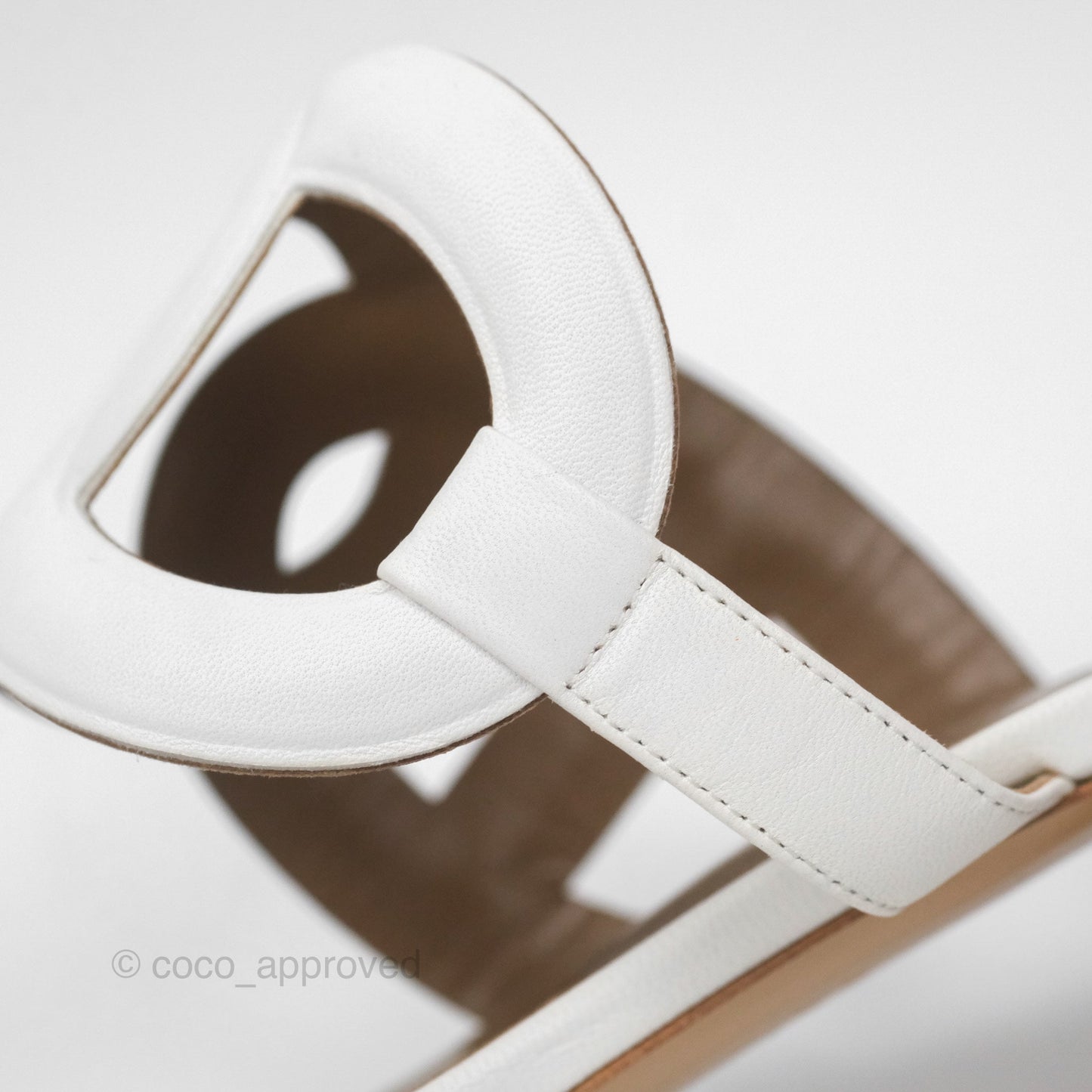 Hermès Bikini Sandals in White Size 38.5