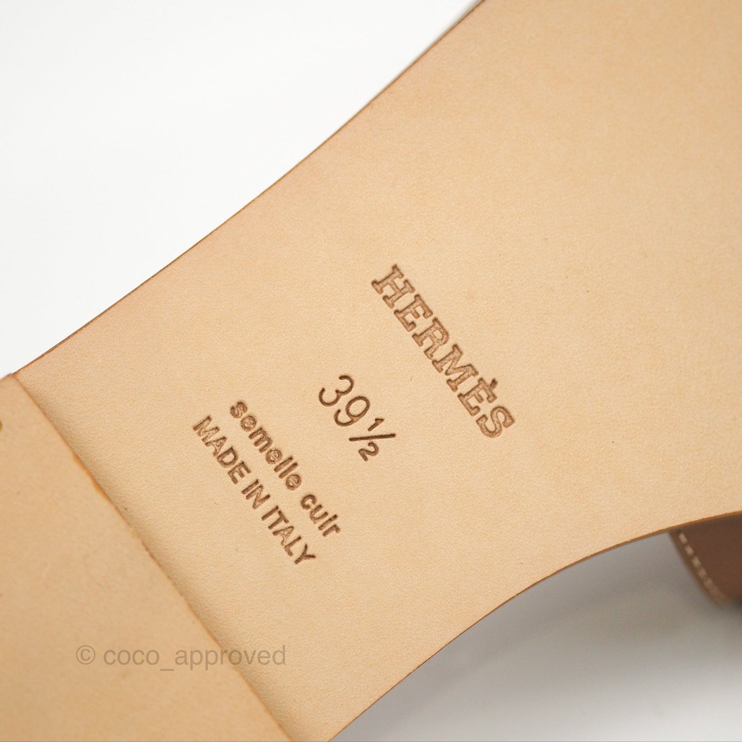 Hermès Oran Sandals in Gold Size 39.5