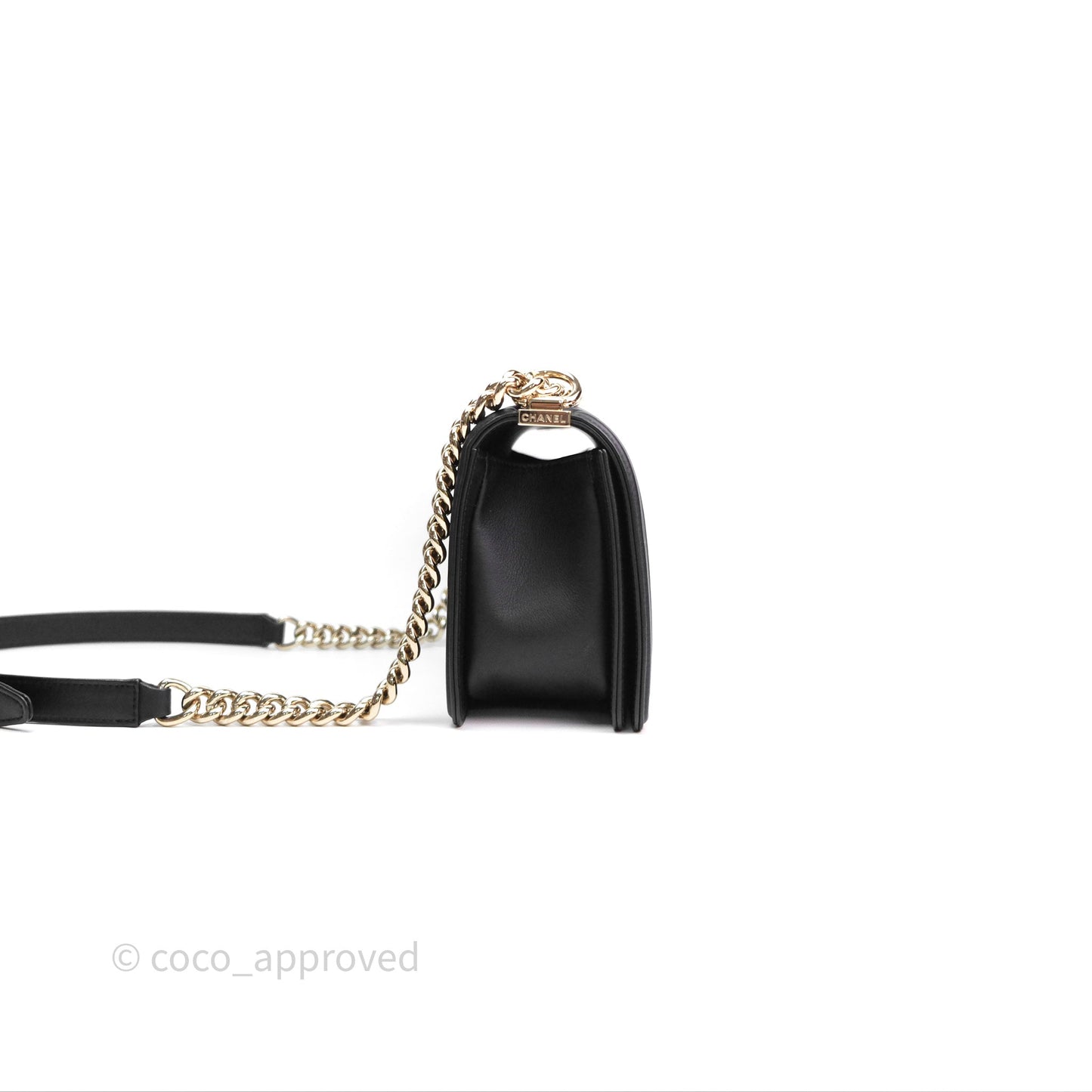 Chanel Medium Boy Chevron Black Calfskin Gold Hardware
