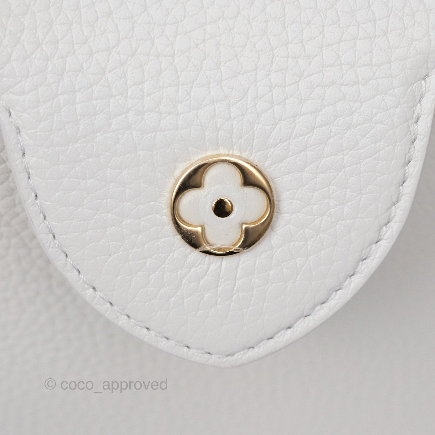 Louis Vuitton Taurillon Capucines BB Snow