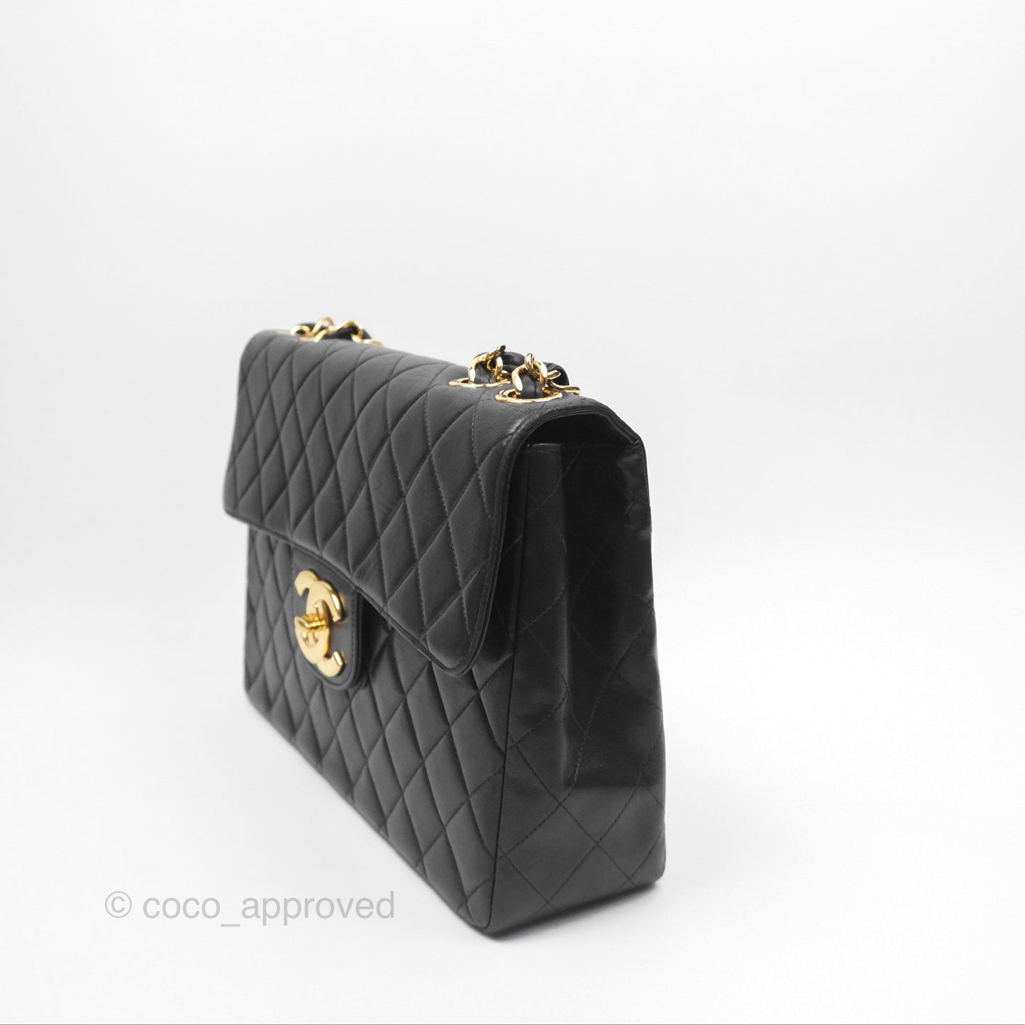 Chanel Vintage Jumbo Single Flap Black Lambskin 24K Gold Hardware