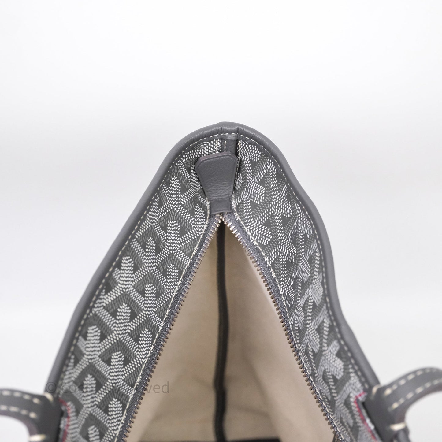 Goyard Artois Tote MM Goyardine Canvas⁣⁣⁣⁣⁣⁣⁣⁣⁣⁣⁣⁣⁣⁣⁣⁣⁣⁣⁣⁣ Grey