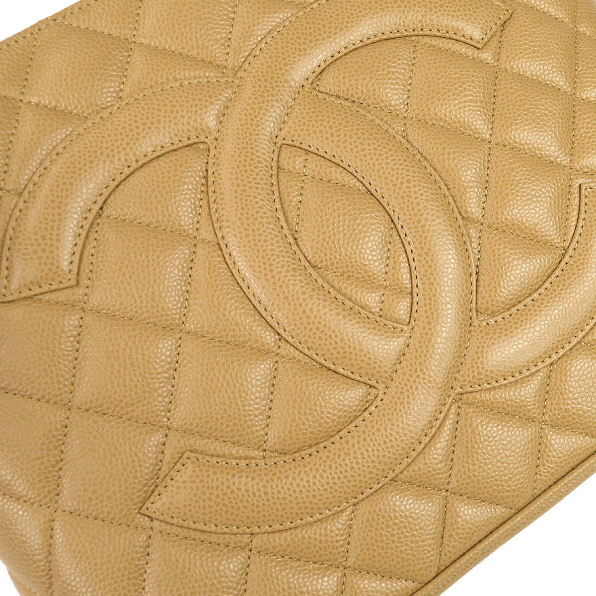 Luxury Chanel 2001-2003 Medallion Tote SHW Beige Caviar