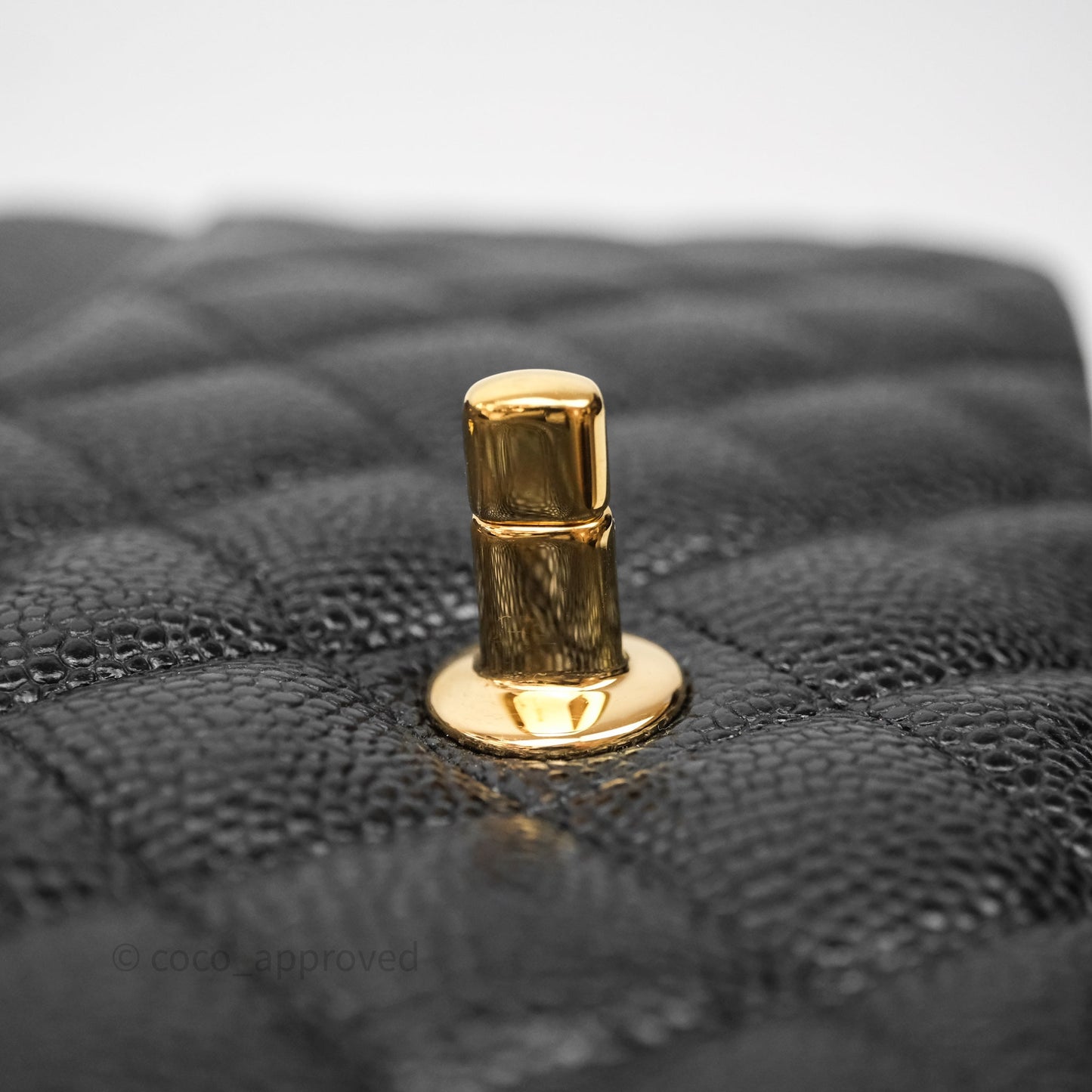 Chanel Classic M/L Medium Flap Quilted Black Caviar Gold Hardware