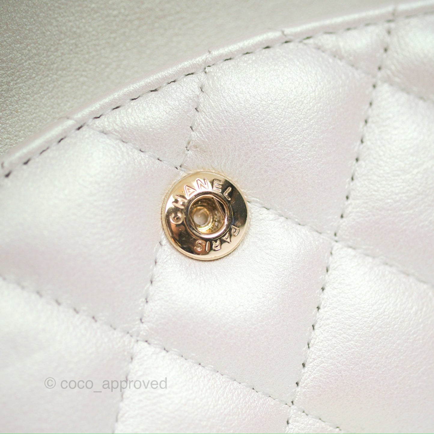 Chanel Classic M/L Medium Double Flap Iridescent White Calfskin Gold Hardware