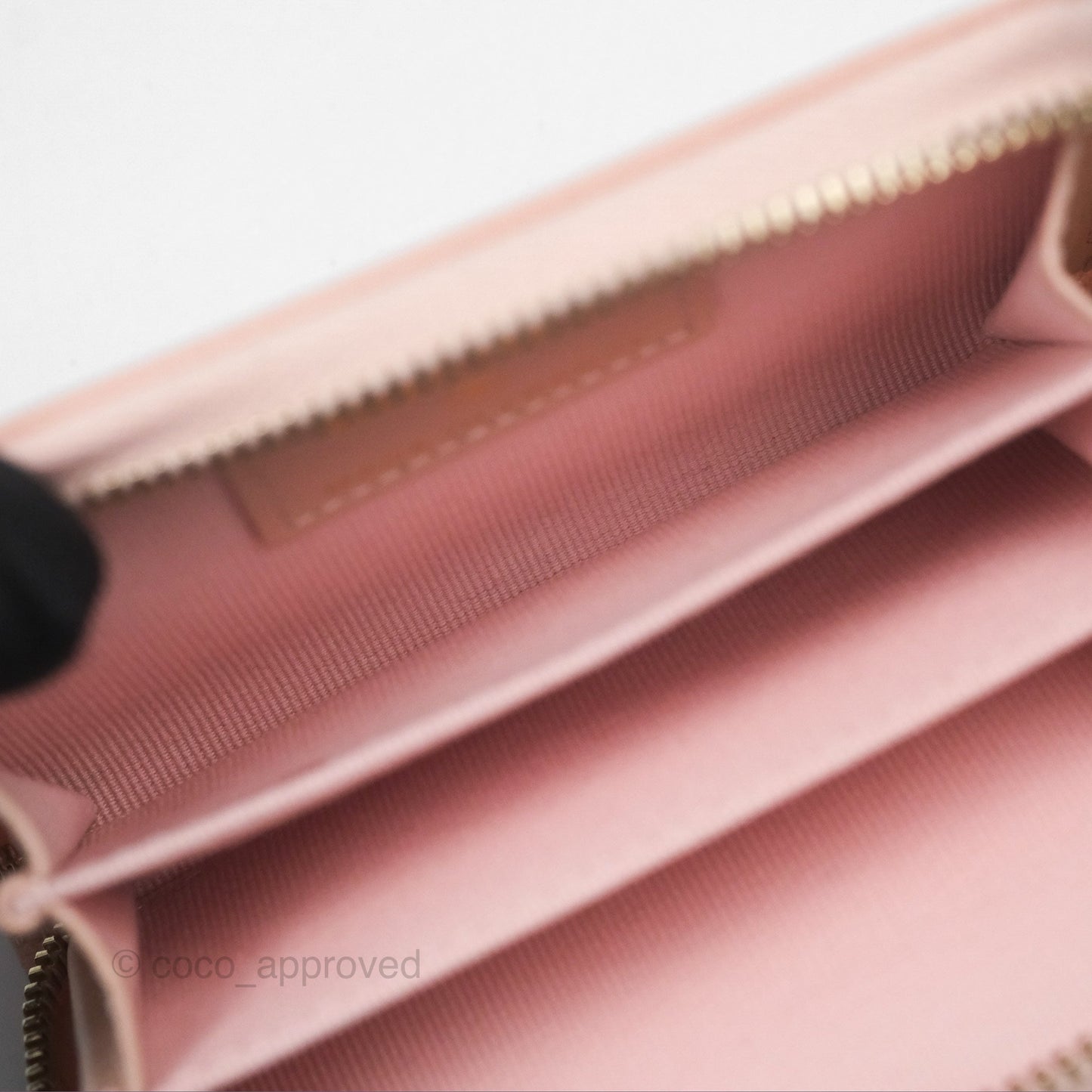 Chanel Classic Zipped Coin Purse Pink Caviar Gold Hardware