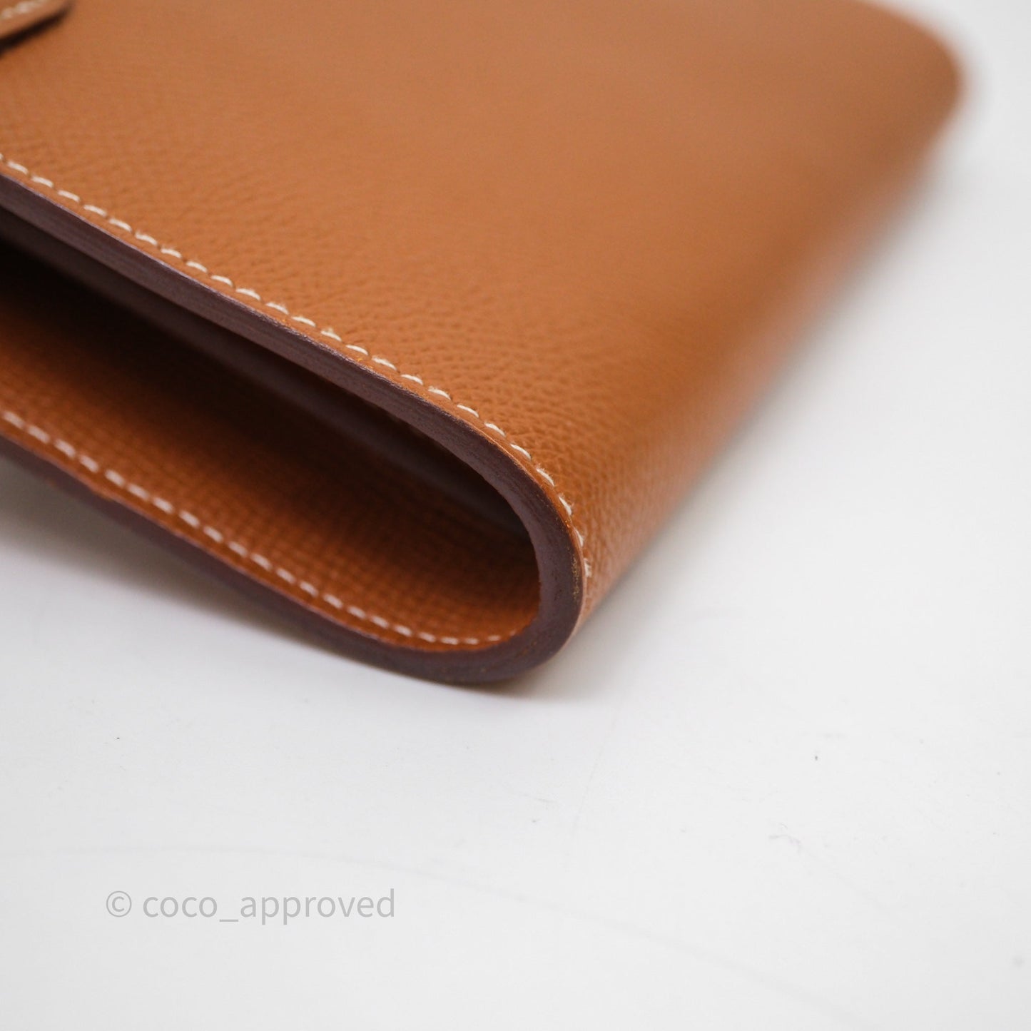 Hermès Kelly To Go Wallet Gold 37 Epsom Gold Hardware