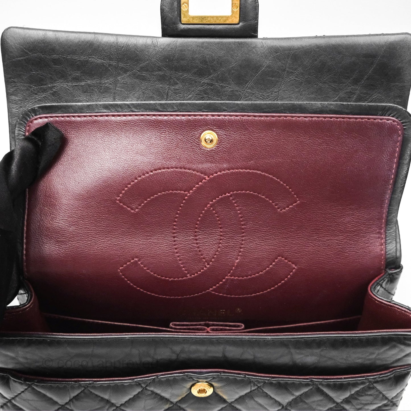 Chanel Reissue 225 Quilted Black Aged Calfskin Aged Gold Hardware