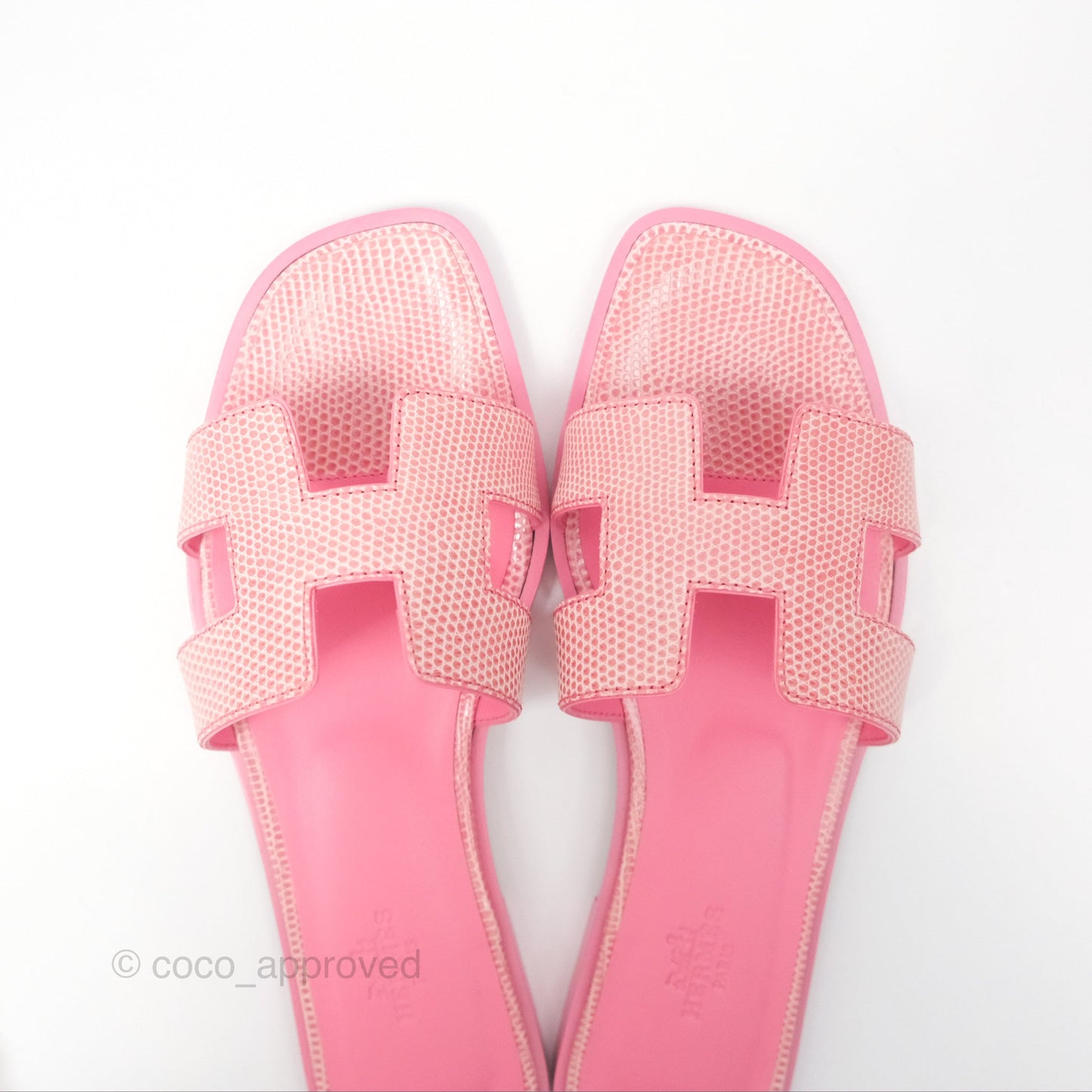 Hermès Oran Sandals in Lizard Pink Size 37.5