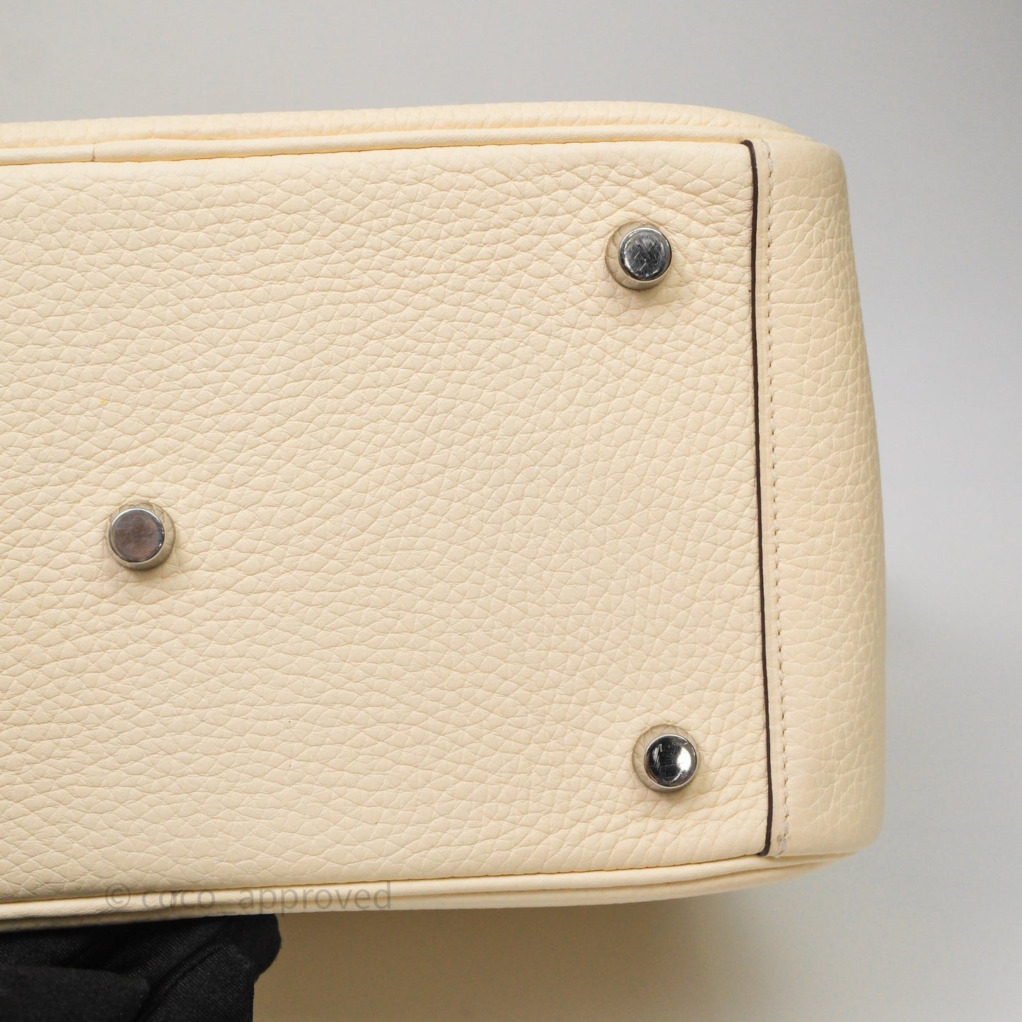 Hermès Lindy 26 Nata I2 Taurillon Clemence Palladium Hardware