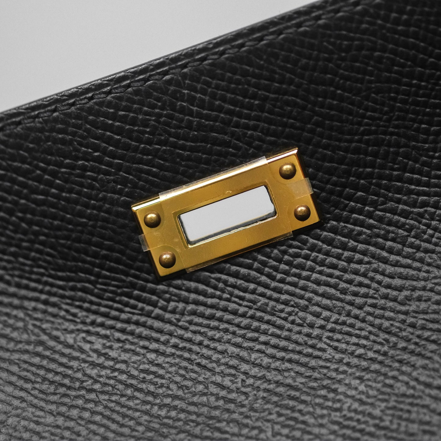 Hermès Sellier Kelly 25 Black Noir 89 Epsom Gold Hardware