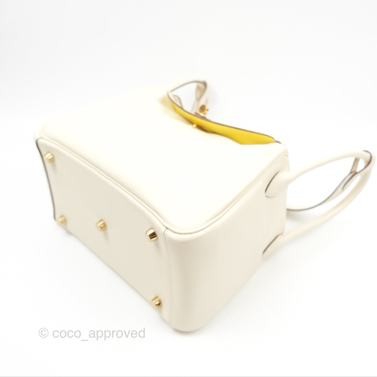 Hermès Lindy 26 Nata/Lime Swift Gold Hardware
