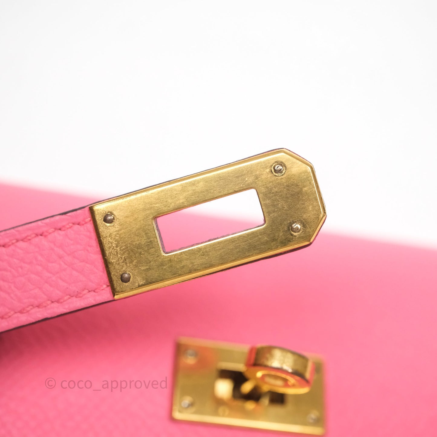Hermès Kelly Depliant Medium Wallet Rose Epsom Gold Hardware