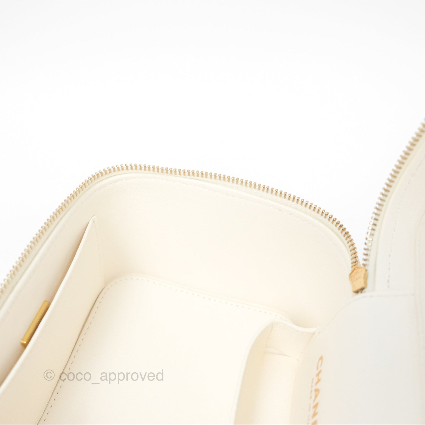 Chanel Quilted Top Handle Vanity Case White Caviar Gold Hardware