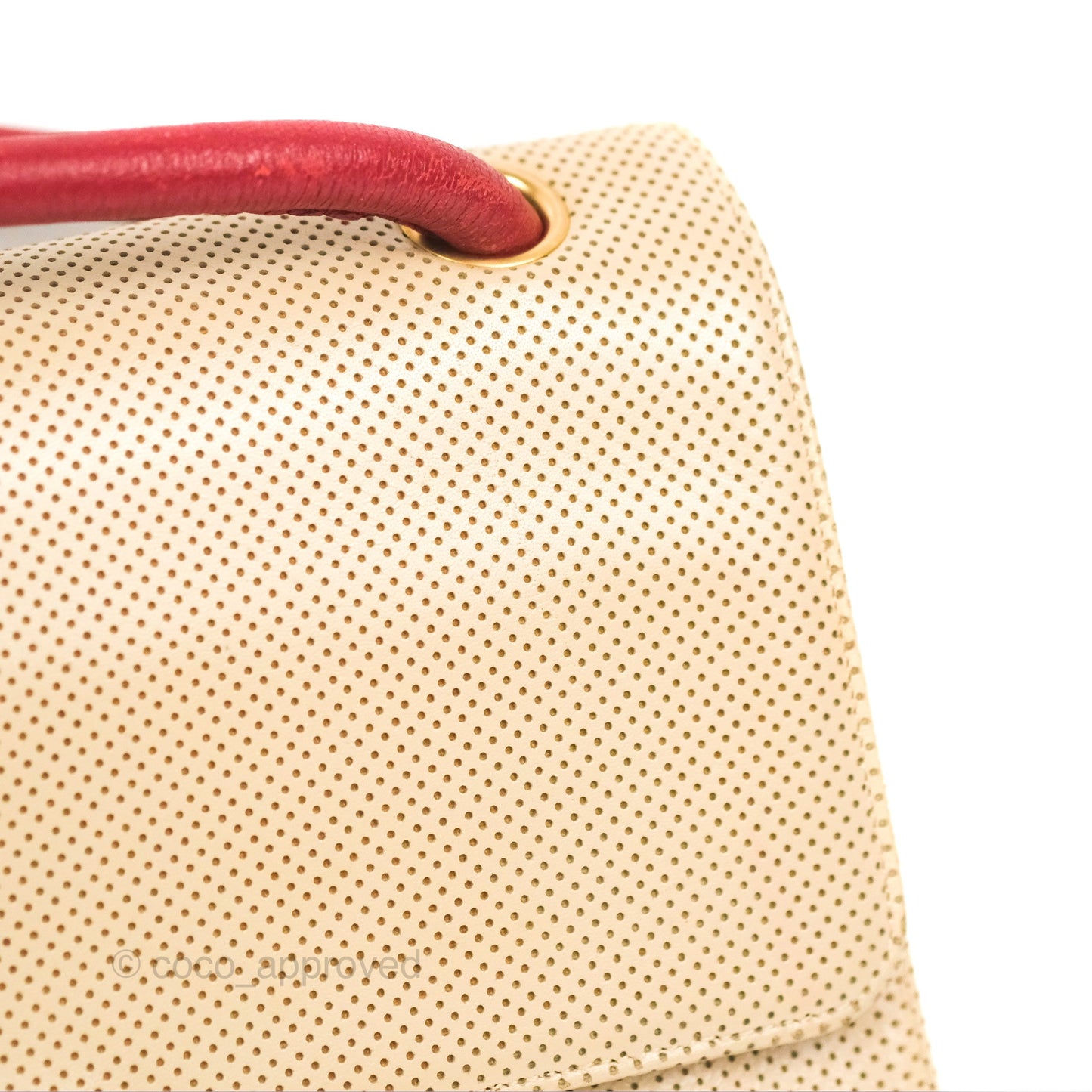 Chanel Vintage Medium Perforated Single Flap Beige/Red Matte Gold Hardware⁣⁣