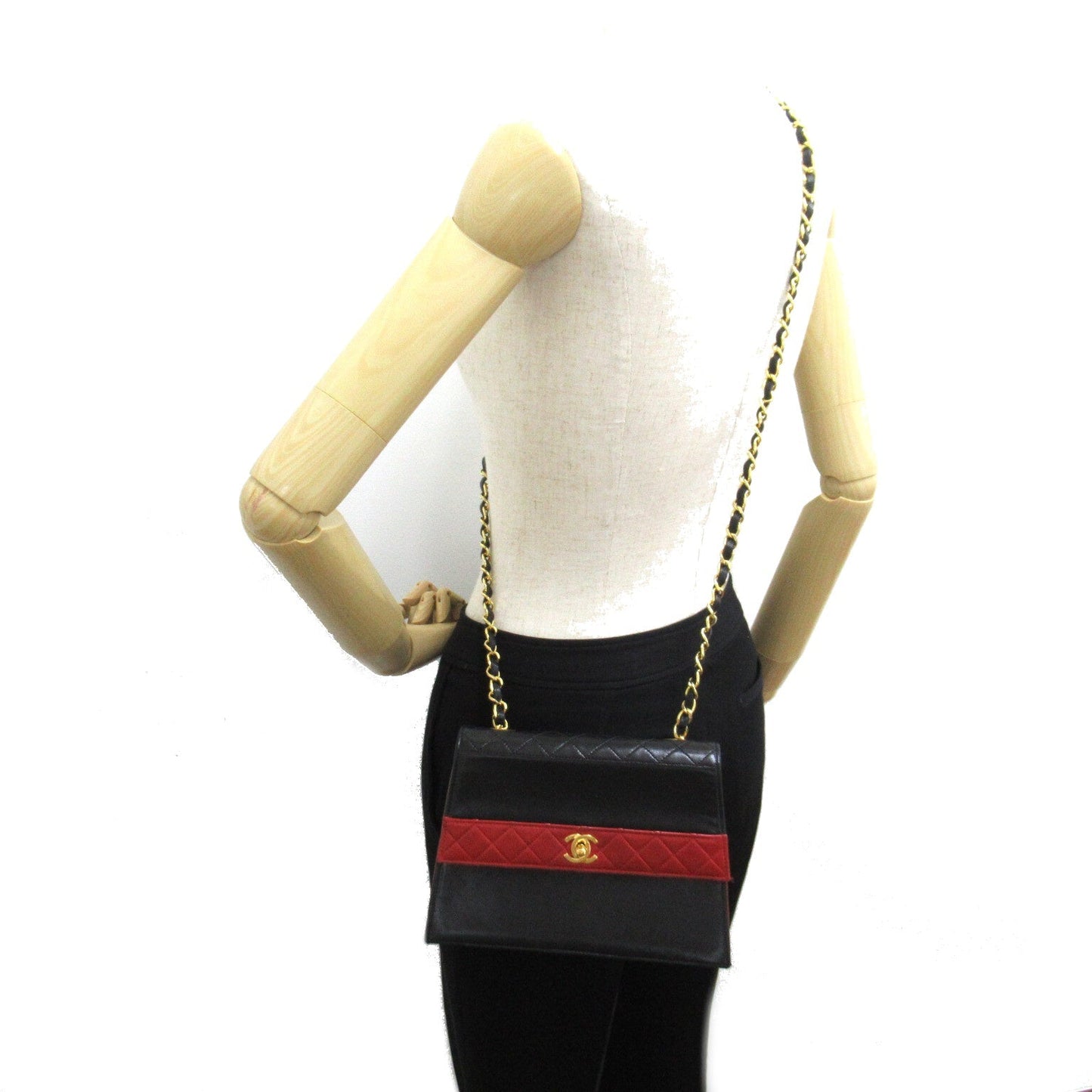 Chanel Matrasse Shoulder Bag Shoulder Bag  Black/Red 1524762