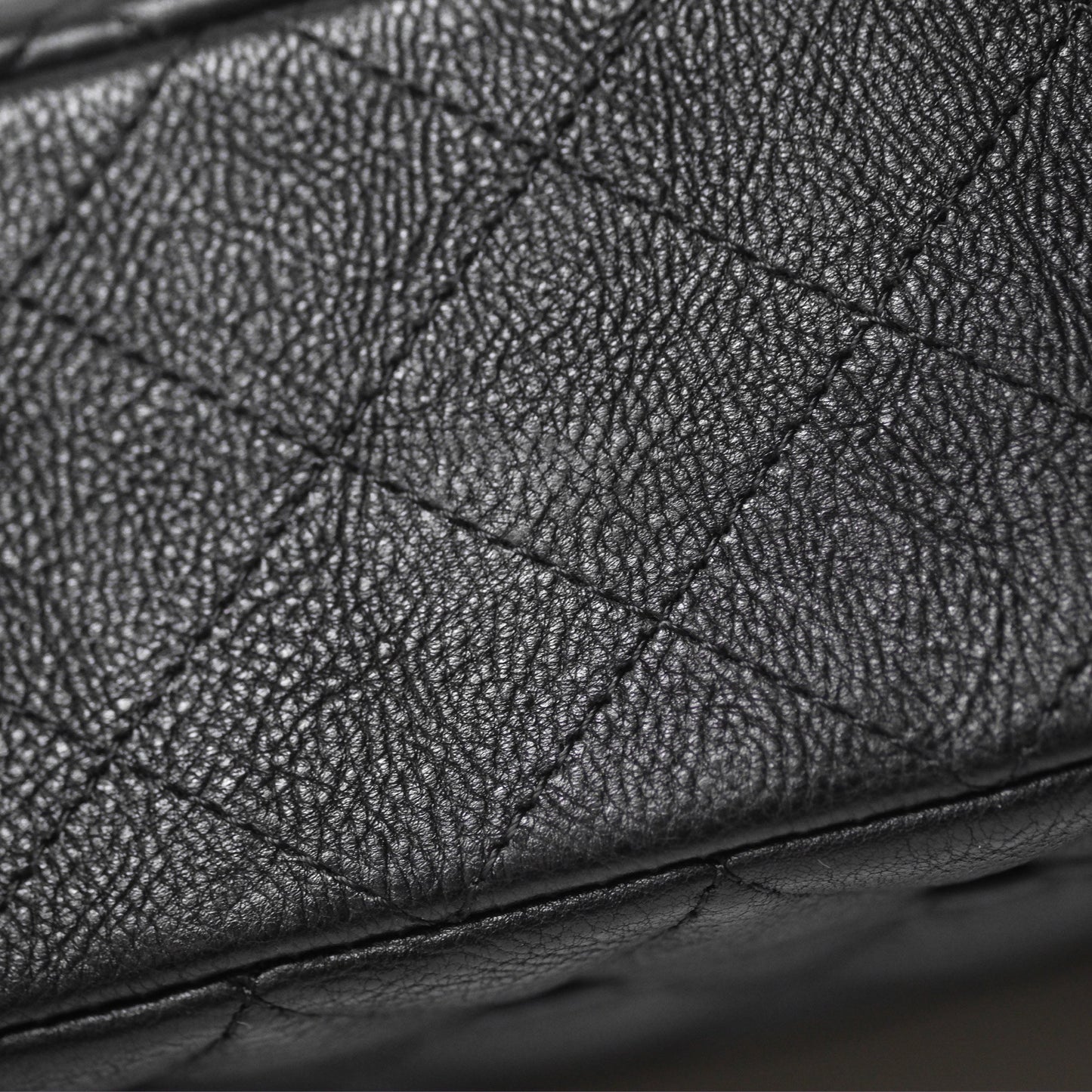 Chanel Classic Quilted M/L Medium Double Flap So Black Calfskin