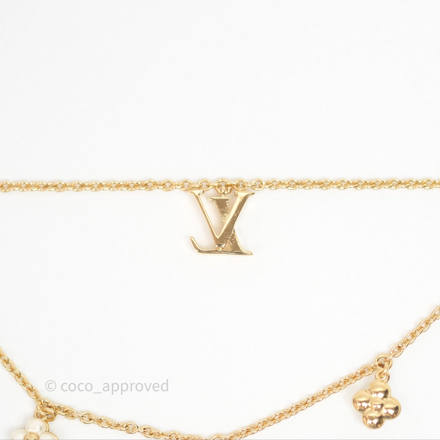 Louis Vuitton Floragram Necklace Pearls Gold Tone