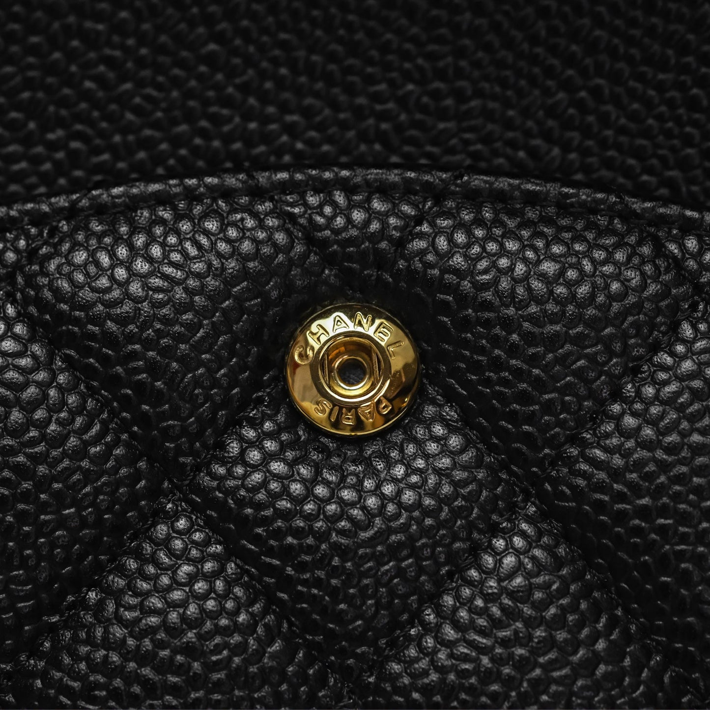 Chanel Classic M/L Medium Flap Quilted Black Caviar Gold Hardware