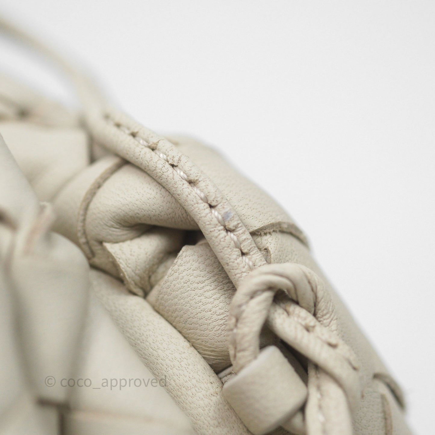 Bottega Veneta Mini Pouch Chalk Intrecciato Calfskin