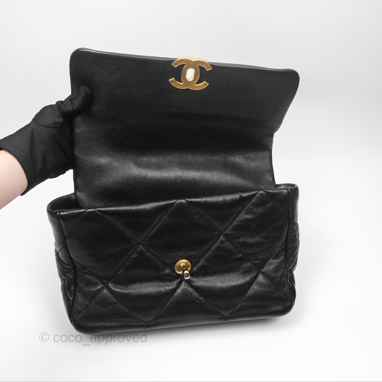 Chanel 19 Medium Black Goatskin Mixed Hardware