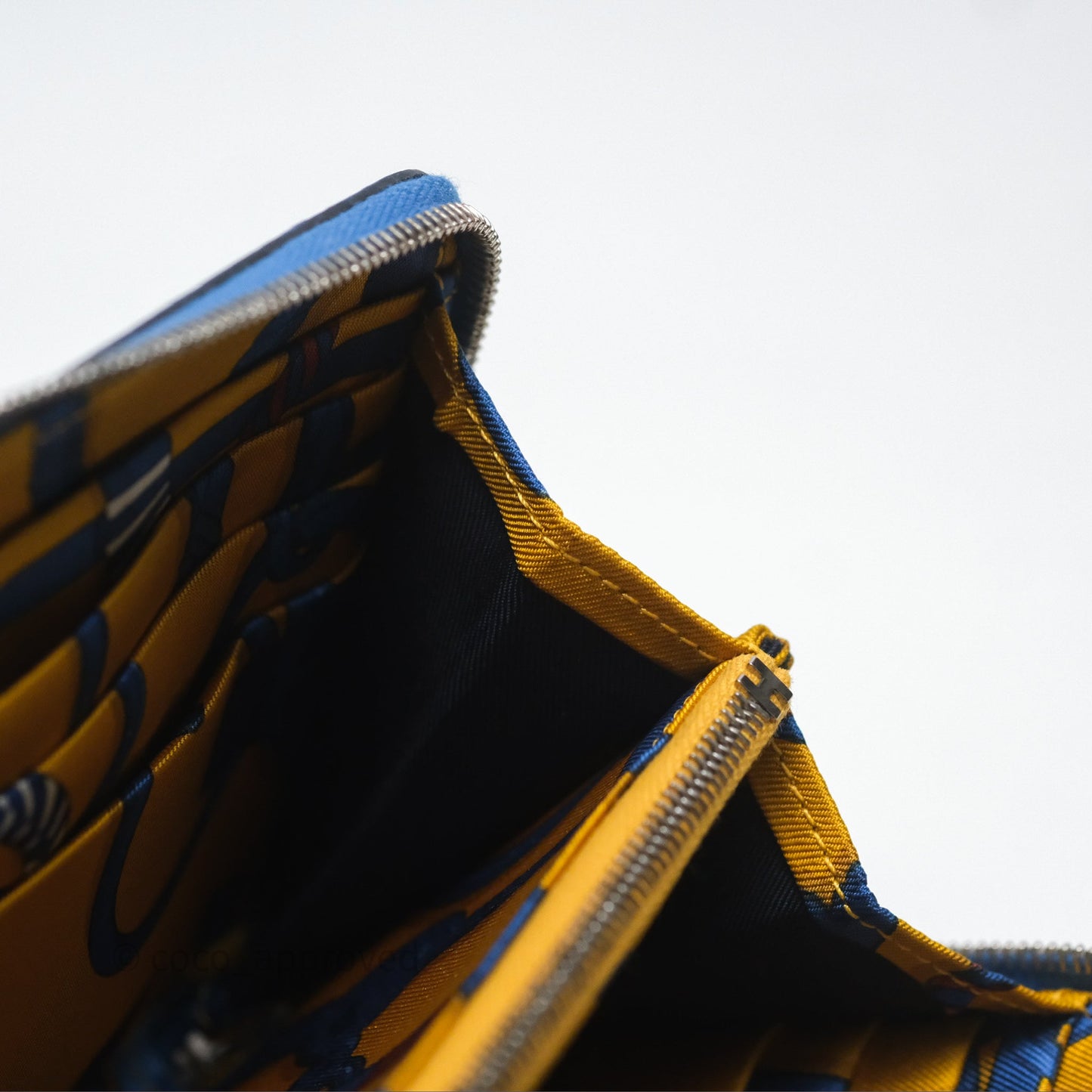 Hermès Silk In Classique Long Wallet Bleu Epsom