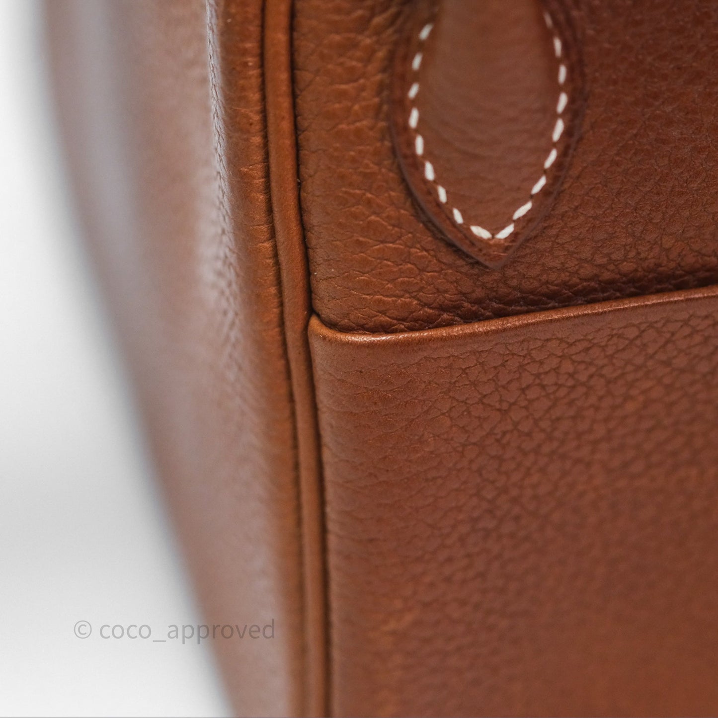 Hermès Mini Lindy 20 Fauve 34 Barenia Gold Hardware