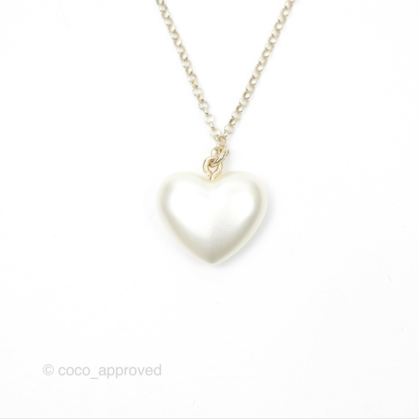 Chanel Heart Pearl CC Necklace Gold Tone 22V