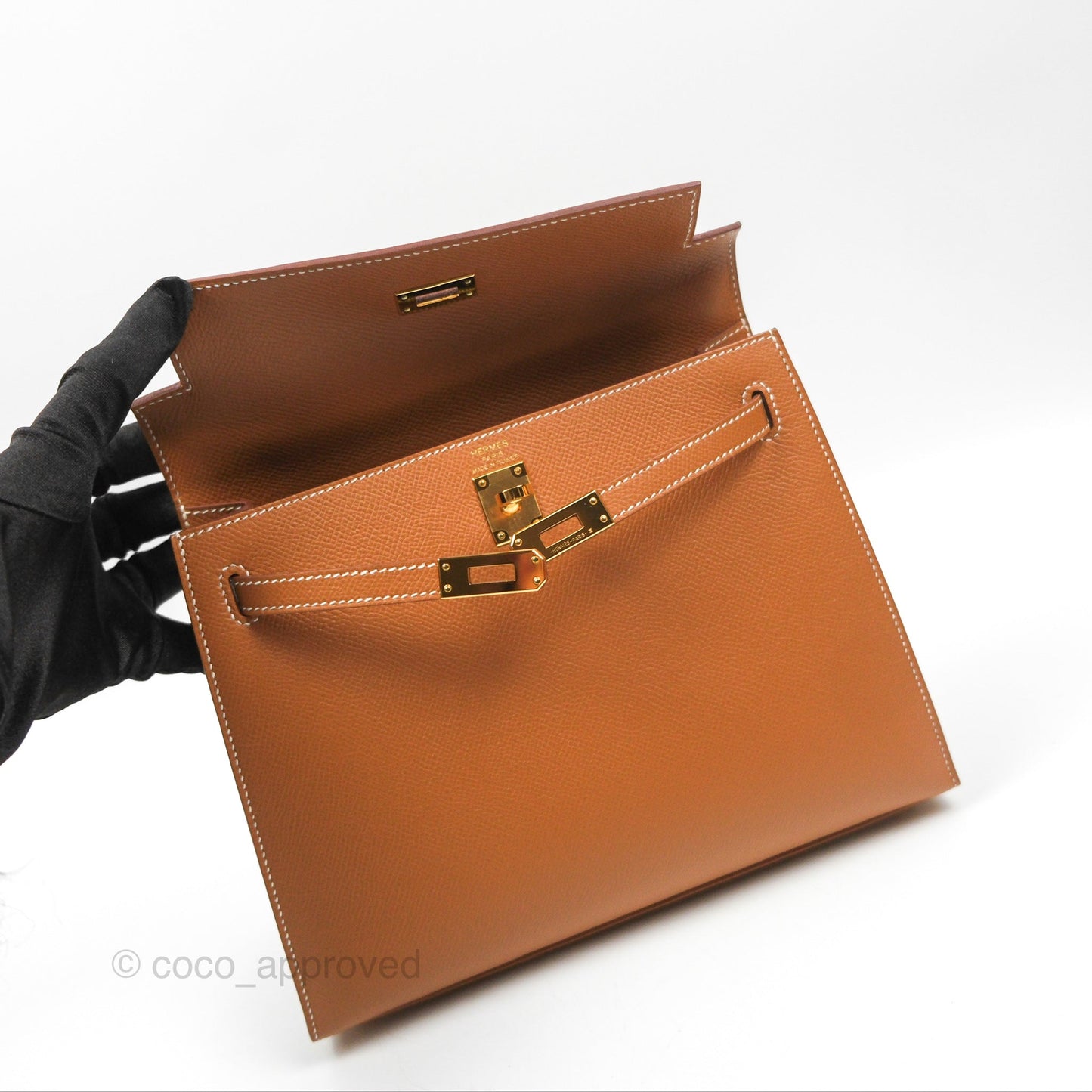 Hermès Kelly 25 Sellier Gold Epsom Gold Hardware