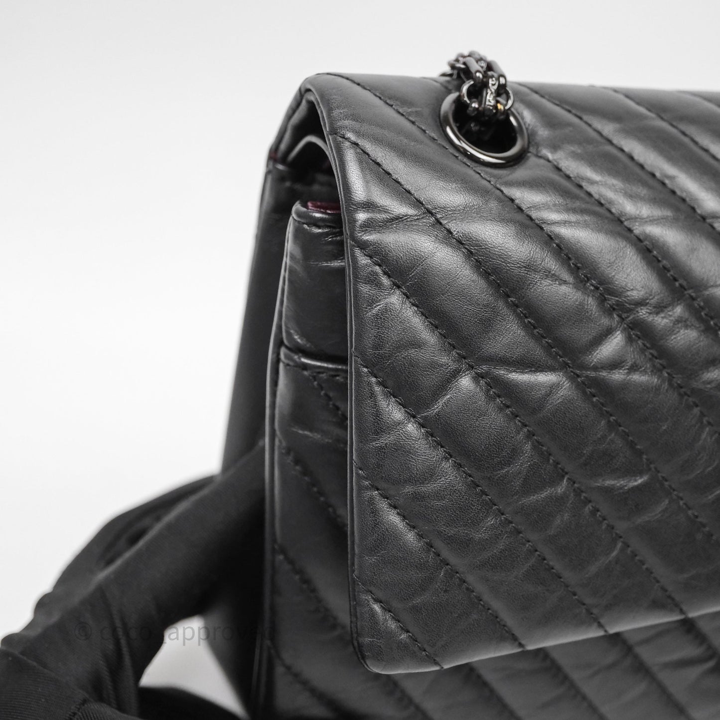 Chanel Reissue Medium 226 Chevron Aged Calfskin So Black