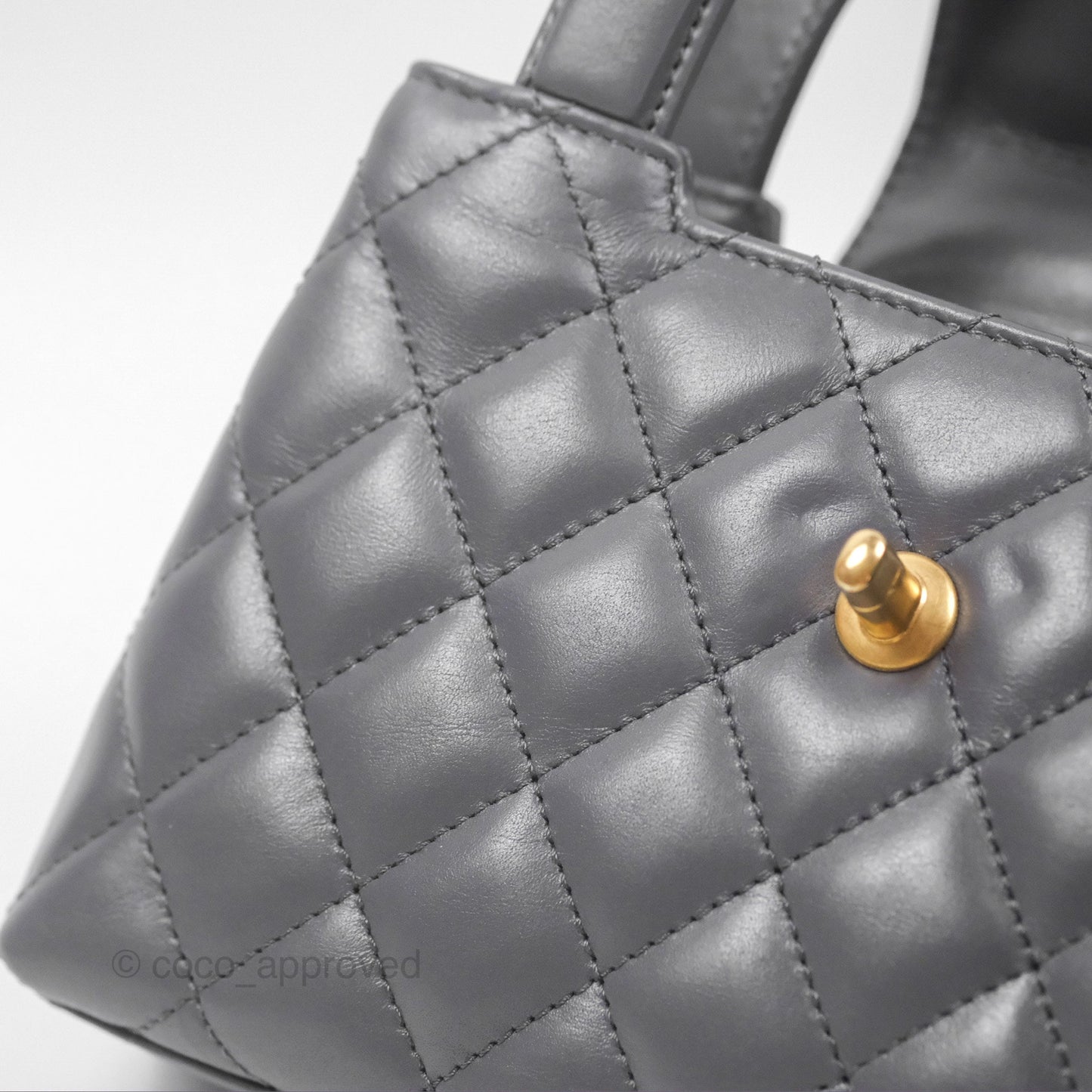 Chanel Kelly Bag Quilted Grey Shiny Calfskin Aged Gold Hardware