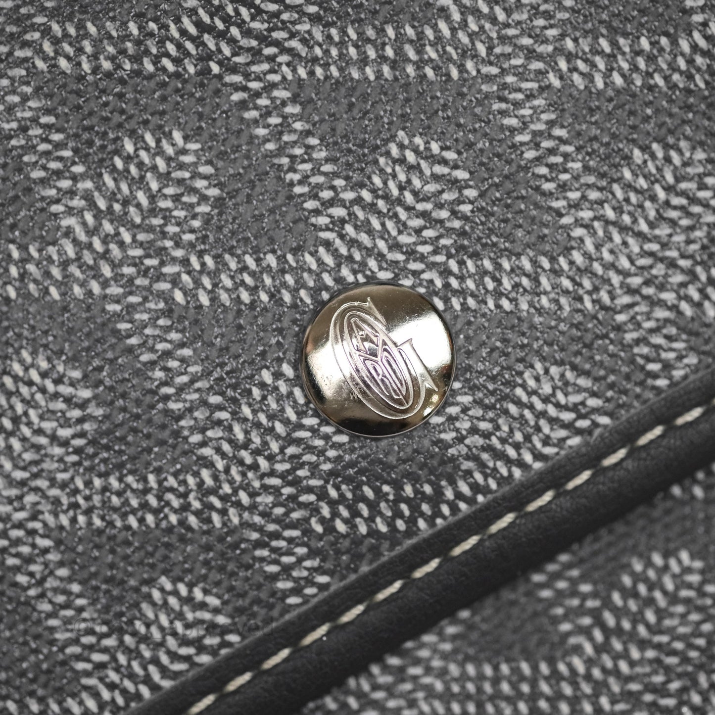 Goyard St Louis Tote PM ⁣⁣⁣⁣⁣⁣⁣⁣⁣⁣⁣⁣⁣⁣⁣⁣⁣⁣⁣⁣Grey