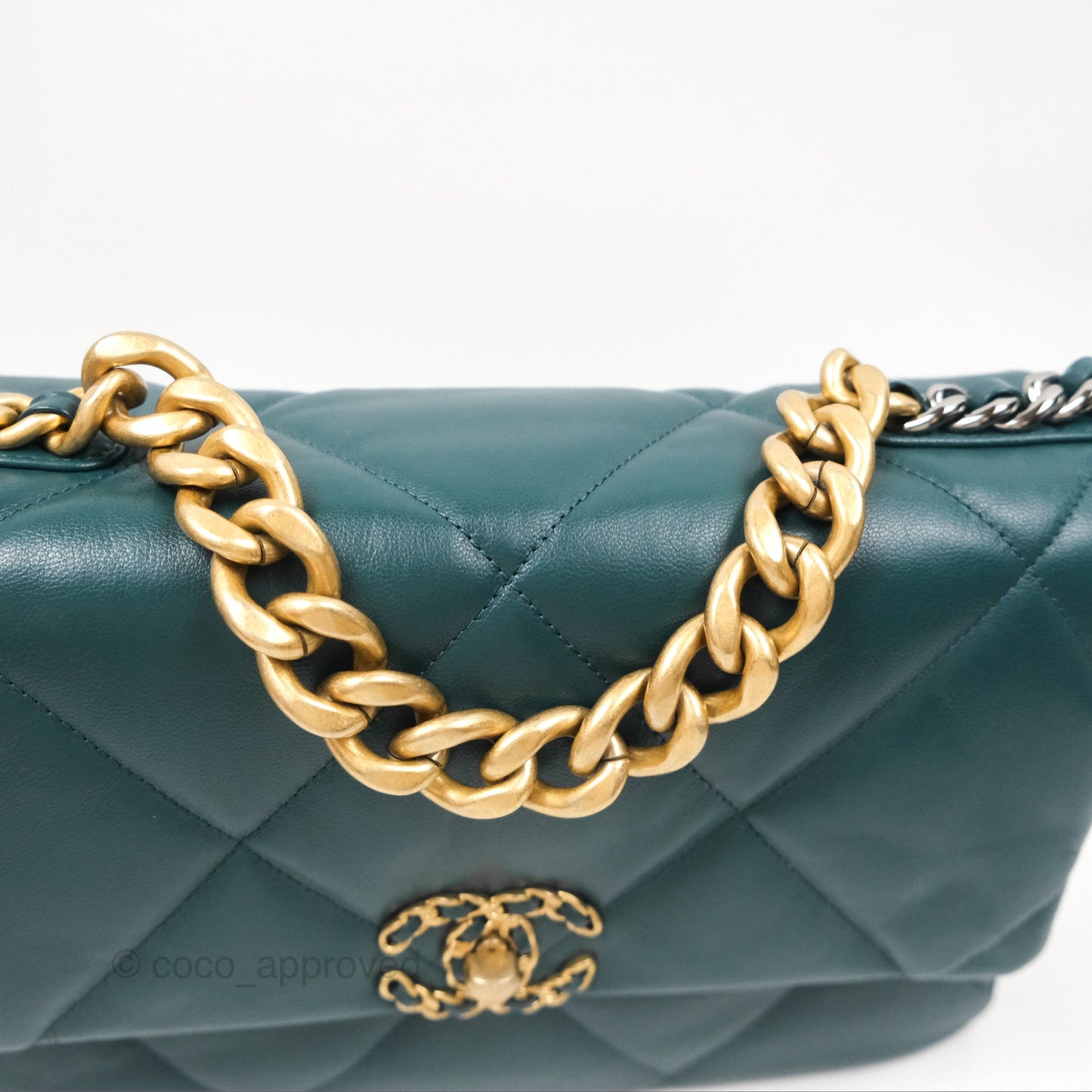 Chanel 19 Medium Green Goatskin Mixed Hardware