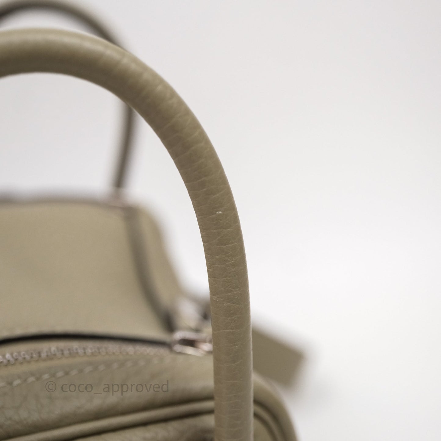 Hermès Mini Lindy 20 Sauge Q1 Clemence Palladium Hardware