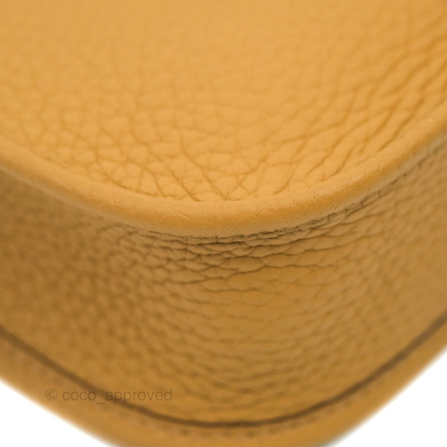Hermès Mini Evelyne 16 Biscuit 48 Camel Clemence Gold Hardware