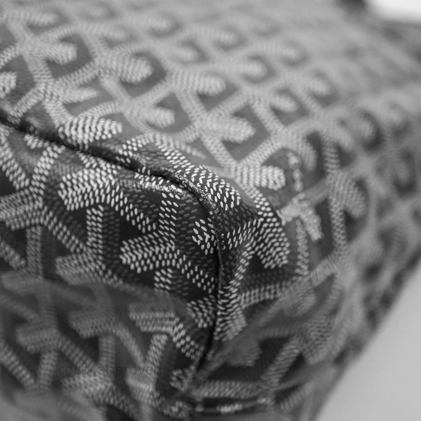 Goyard Bohème Hobo Bag Grey Goyardine Canvas Pink Heart