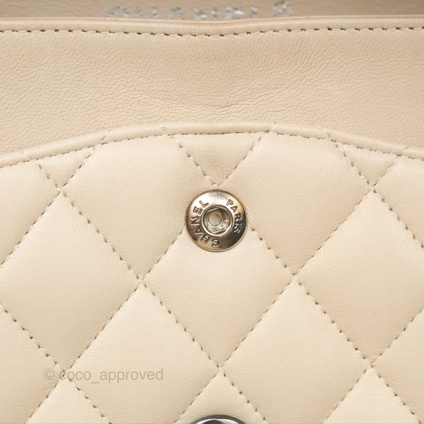 Chanel Classic M/L Medium Flap Quilted Pale Beige Lambskin Gun Metal