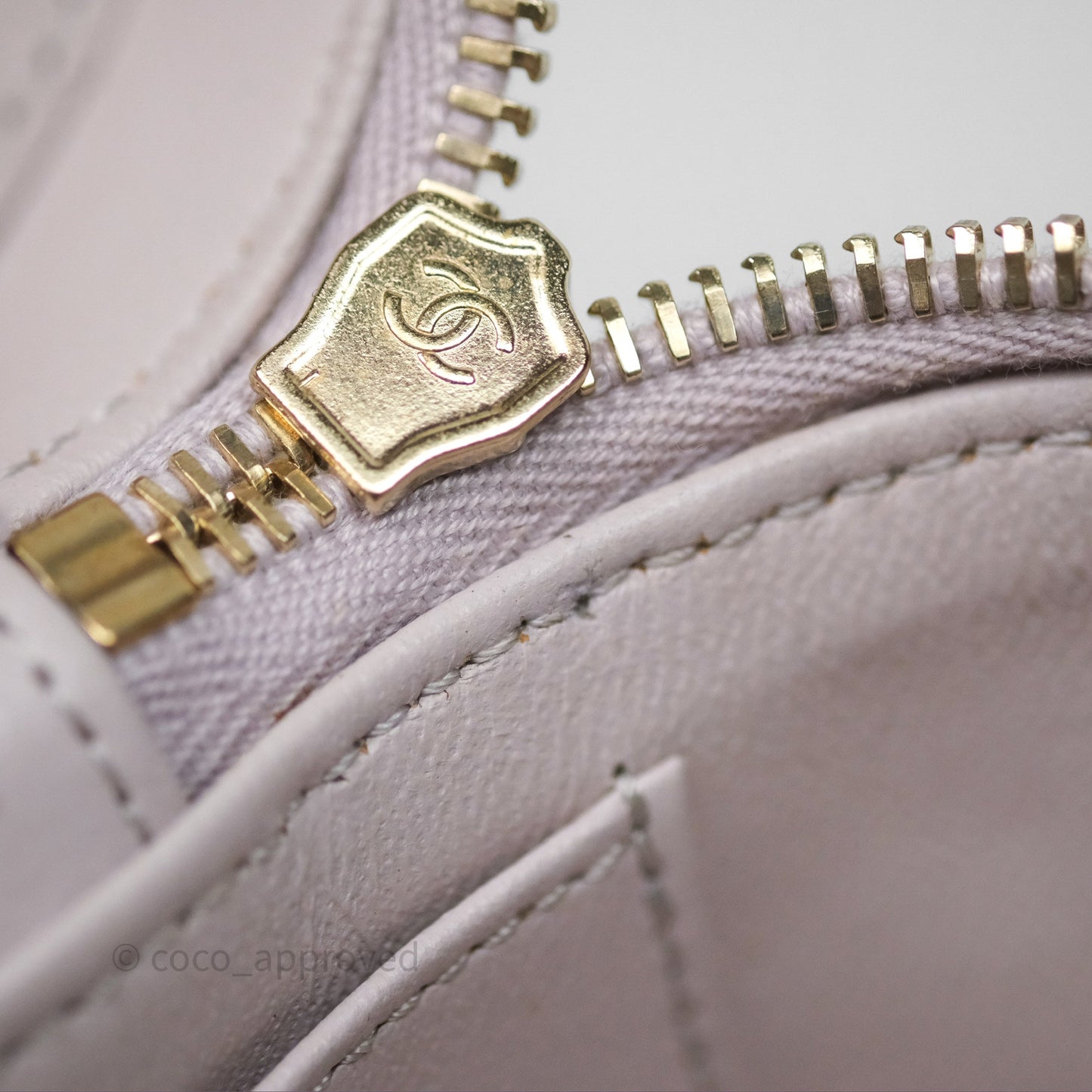 Chanel Trendy CC Vanity Case Lilac Lambskin Gold Hardware
